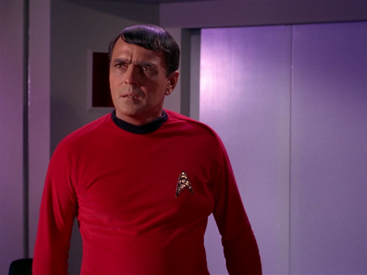 ariane179254_StarTrek_1x04_TheNakedTime_2453.jpg