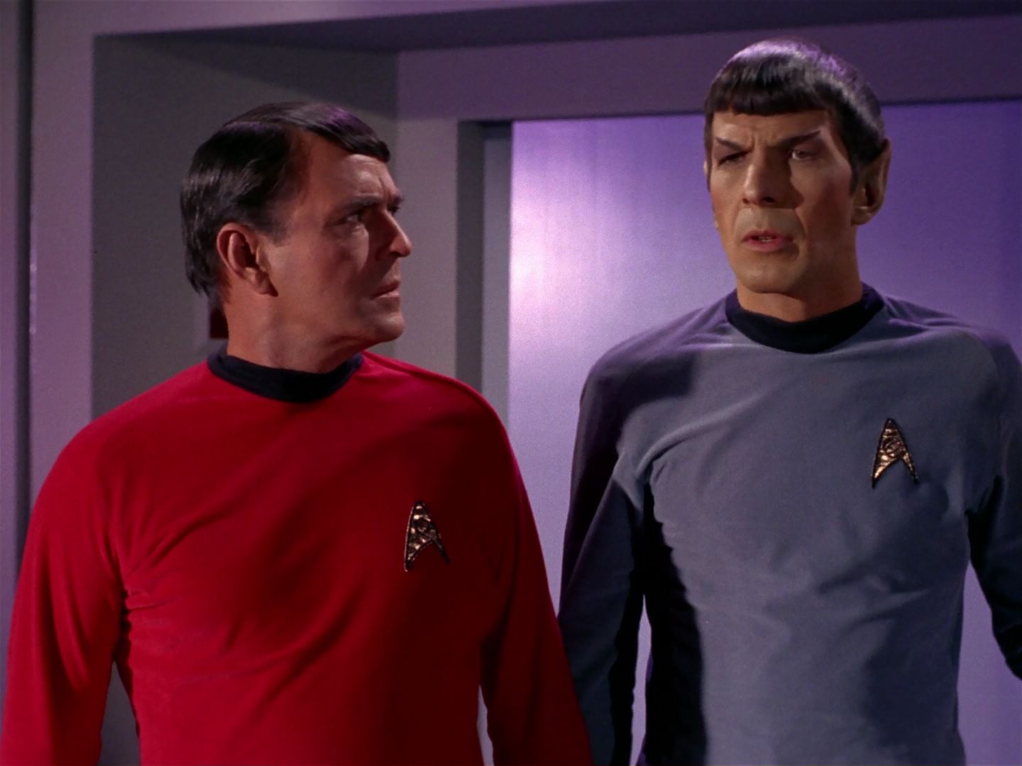 ariane179254_StarTrek_1x04_TheNakedTime_2460.jpg