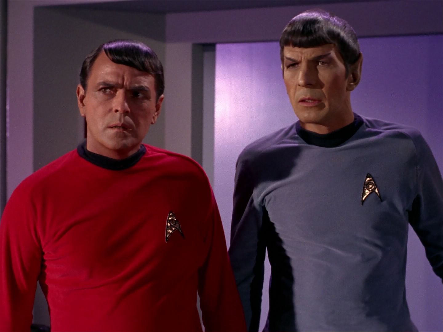 ariane179254_StarTrek_1x04_TheNakedTime_2468.jpg