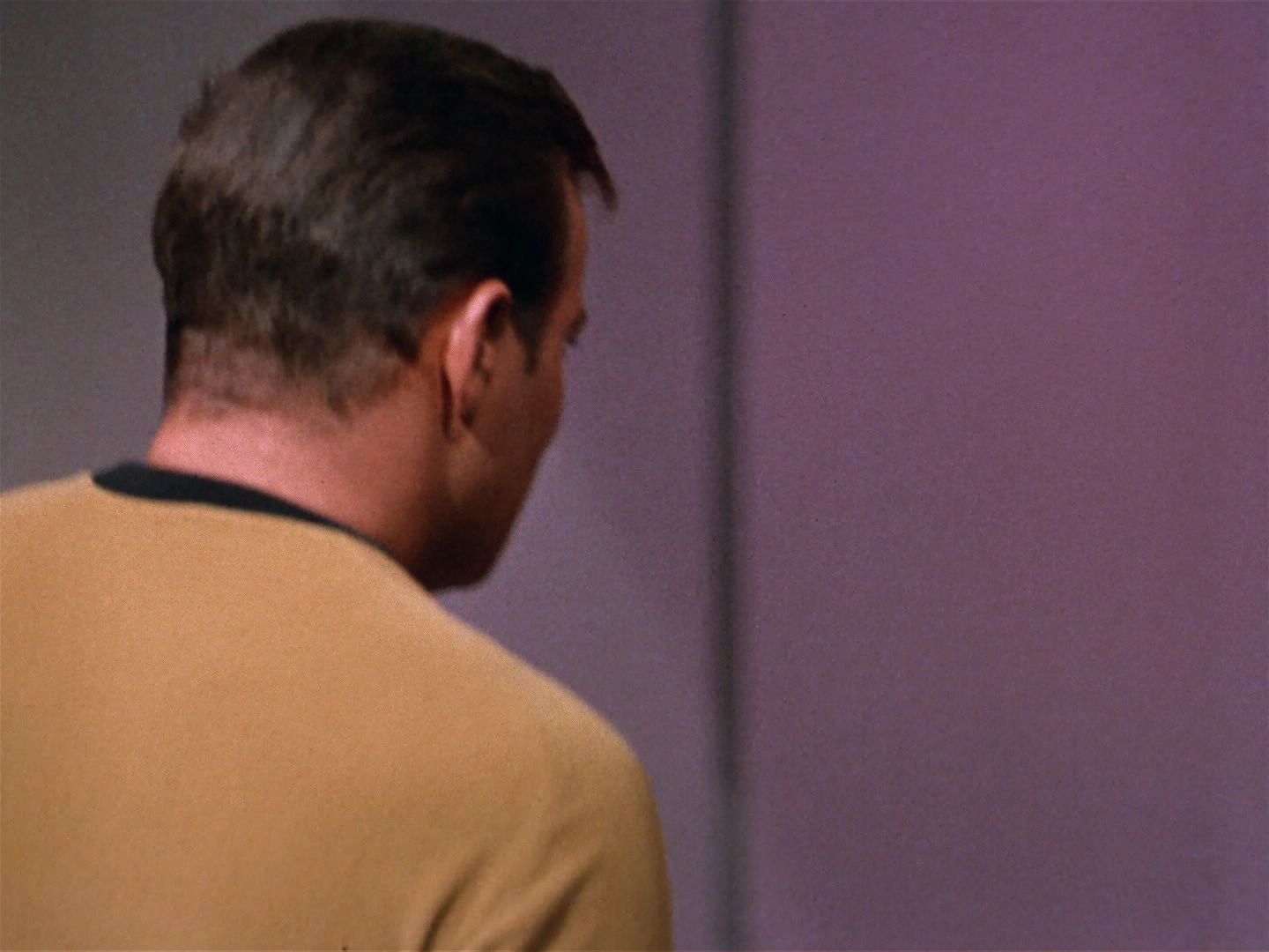 ariane179254_StarTrek_1x04_TheNakedTime_2505.jpg