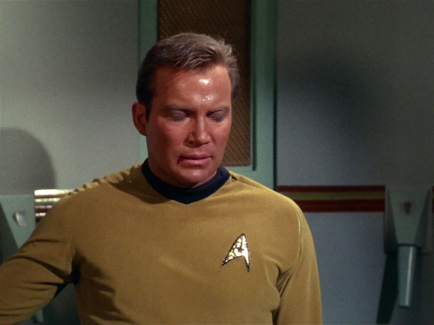 ariane179254_StarTrek_1x04_TheNakedTime_2512.jpg
