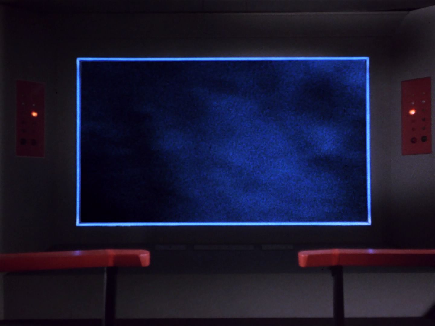 ariane179254_StarTrek_1x04_TheNakedTime_2528.jpg