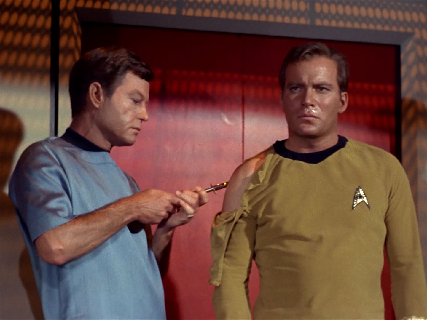 ariane179254_StarTrek_1x04_TheNakedTime_2535.jpg