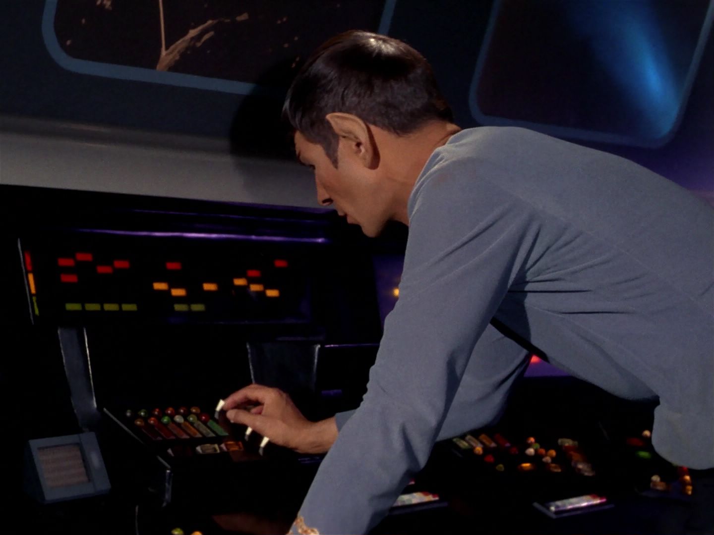 ariane179254_StarTrek_1x04_TheNakedTime_2755.jpg