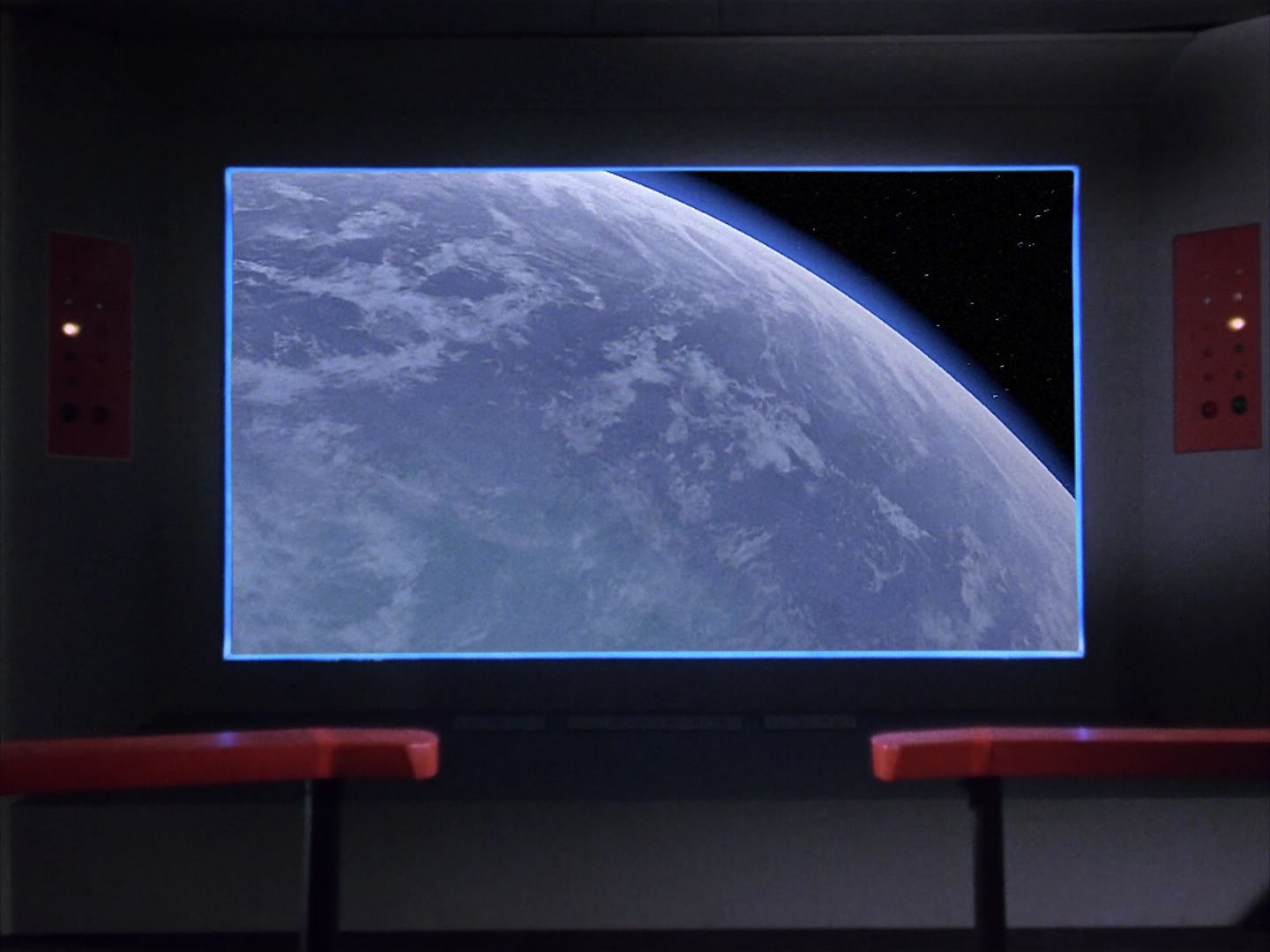 ariane179254_StarTrek_1x04_TheNakedTime-NewEffects_1771.jpg