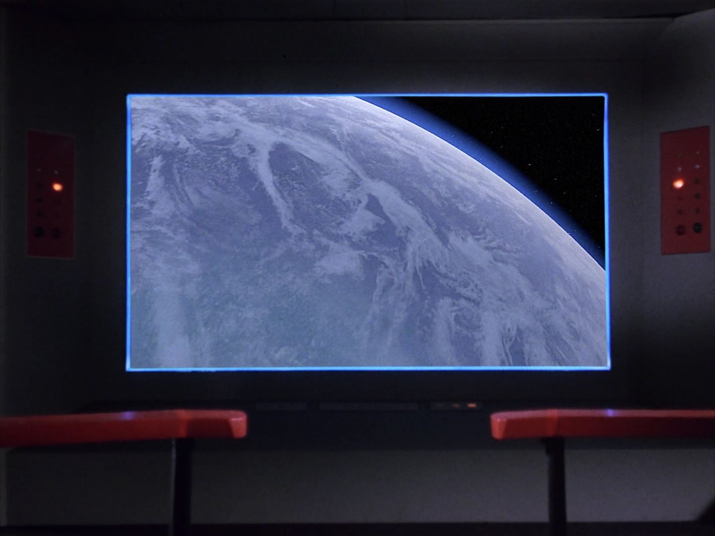 ariane179254_StarTrek_1x04_TheNakedTime-NewEffects_1772.jpg
