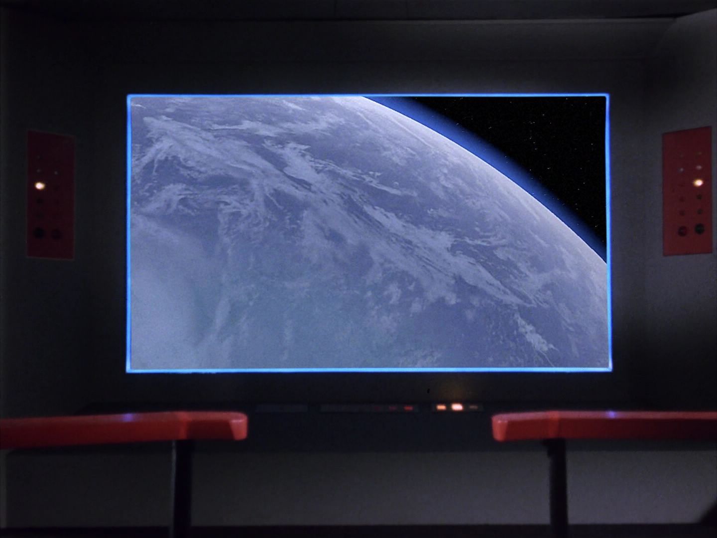 ariane179254_StarTrek_1x04_TheNakedTime-NewEffects_1773.jpg