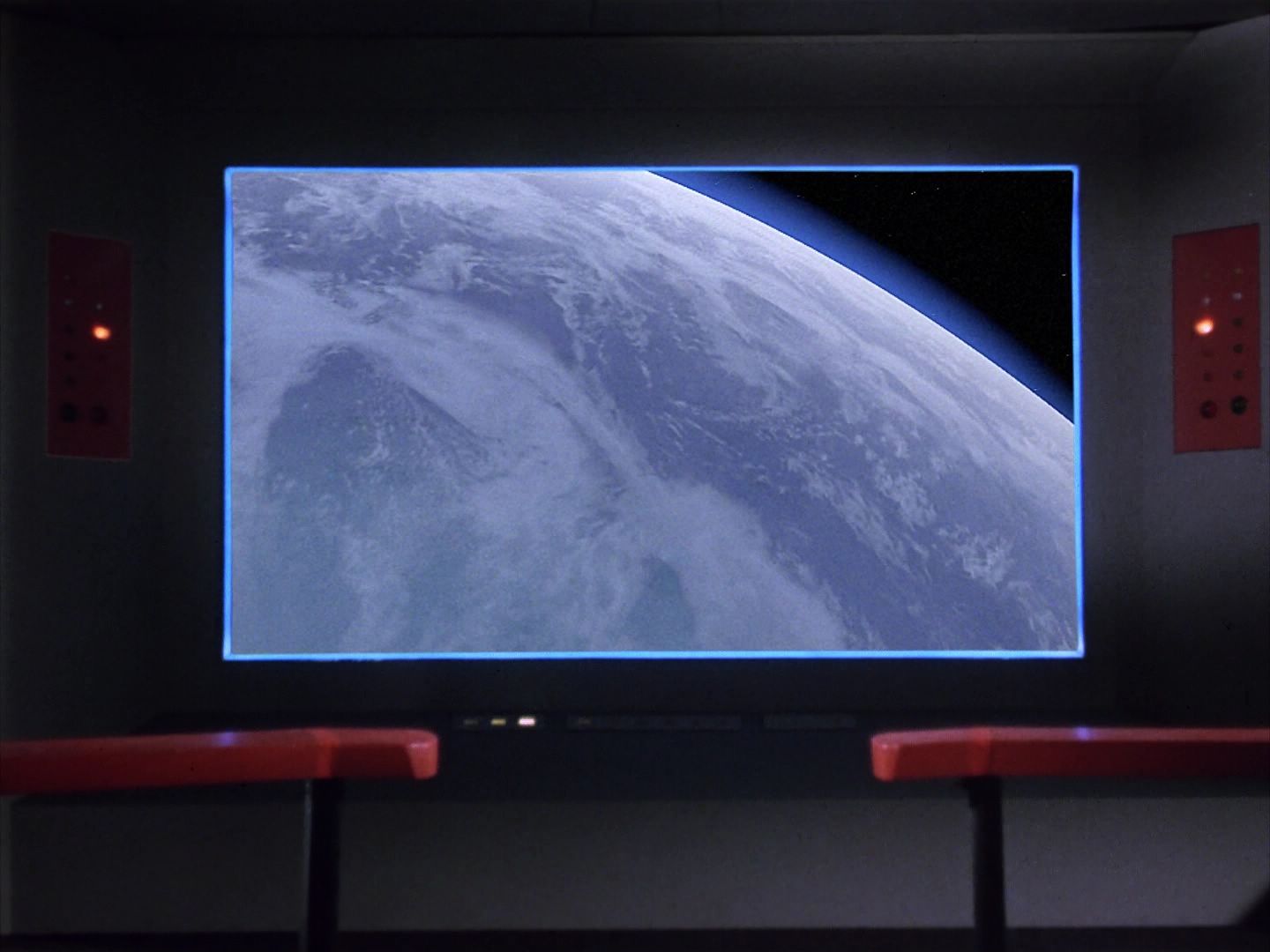 ariane179254_StarTrek_1x04_TheNakedTime-NewEffects_1778.jpg