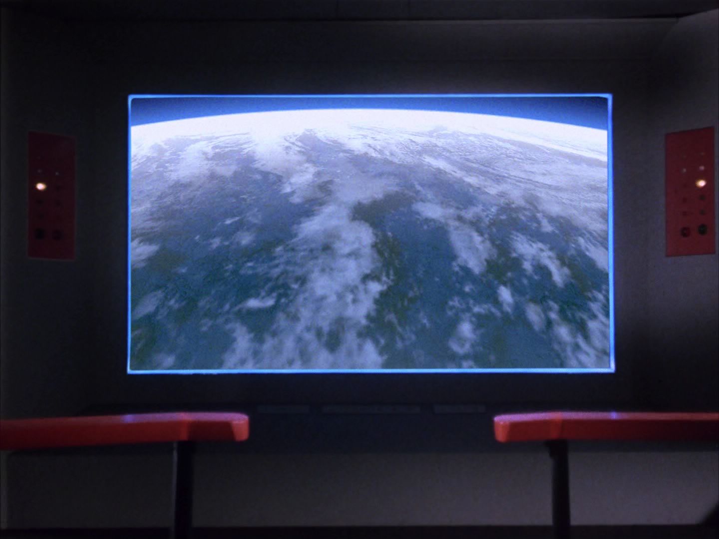 ariane179254_StarTrek_1x04_TheNakedTime-NewEffects_2785.jpg
