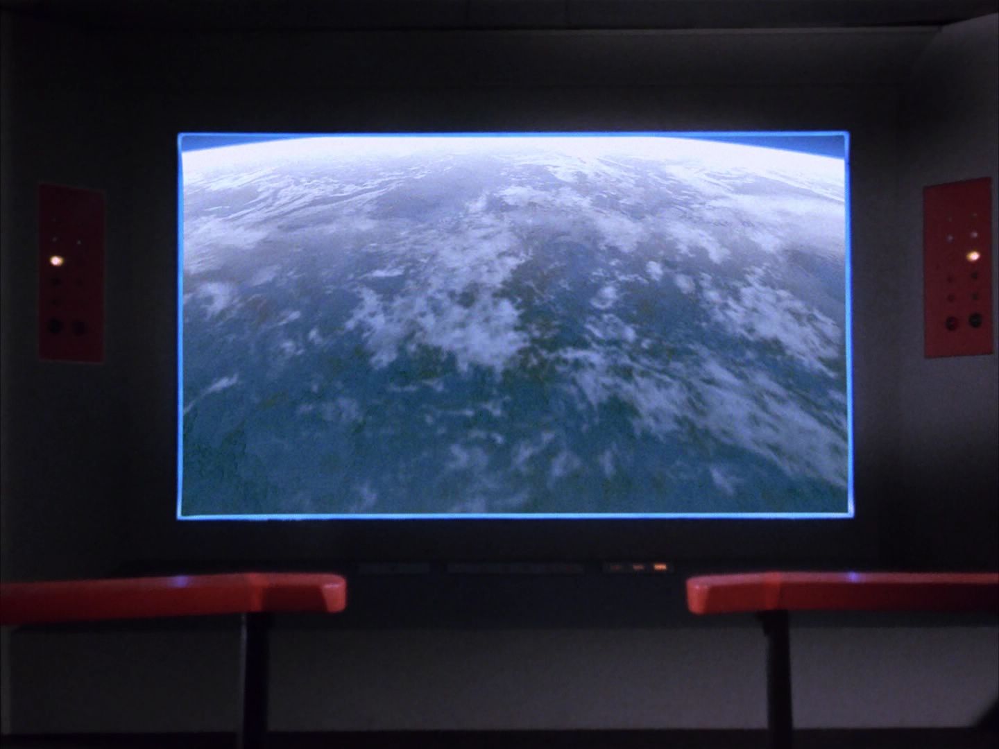 ariane179254_StarTrek_1x04_TheNakedTime-NewEffects_3181.jpg