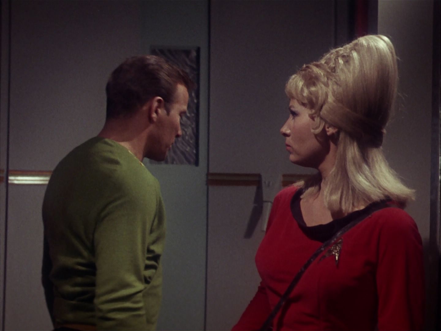 ariane179254_StarTrek_1x05_TheEnemyWithin_2693.jpg