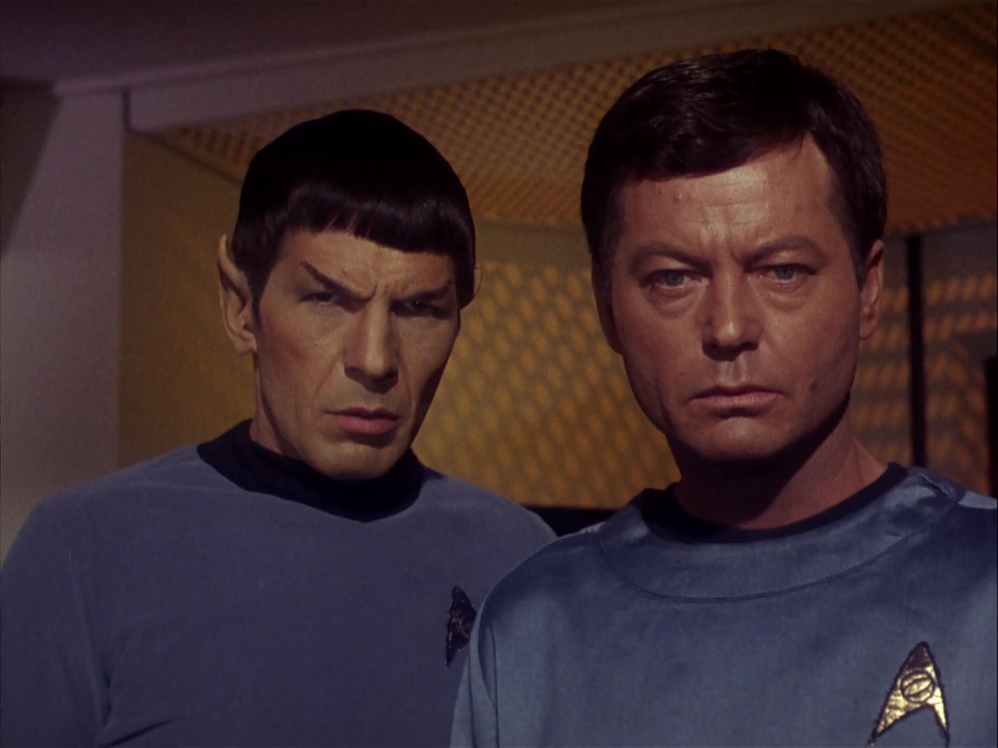 ariane179254_StarTrek_1x05_TheEnemyWithin_2891.jpg