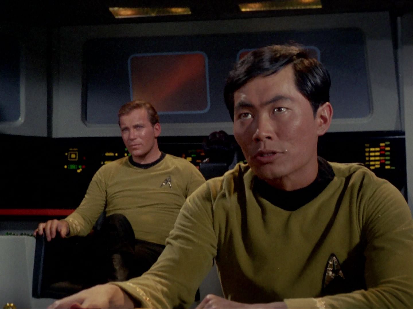 ariane179254_StarTrek_1x06_MuddsWomen_0022.jpg