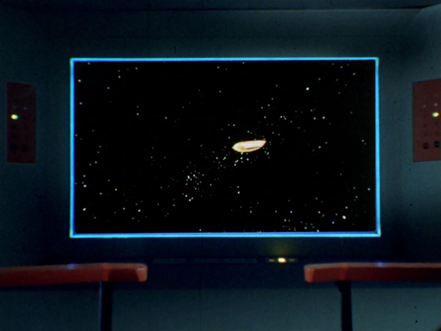ariane179254_StarTrek_1x06_MuddsWomen_0033.jpg