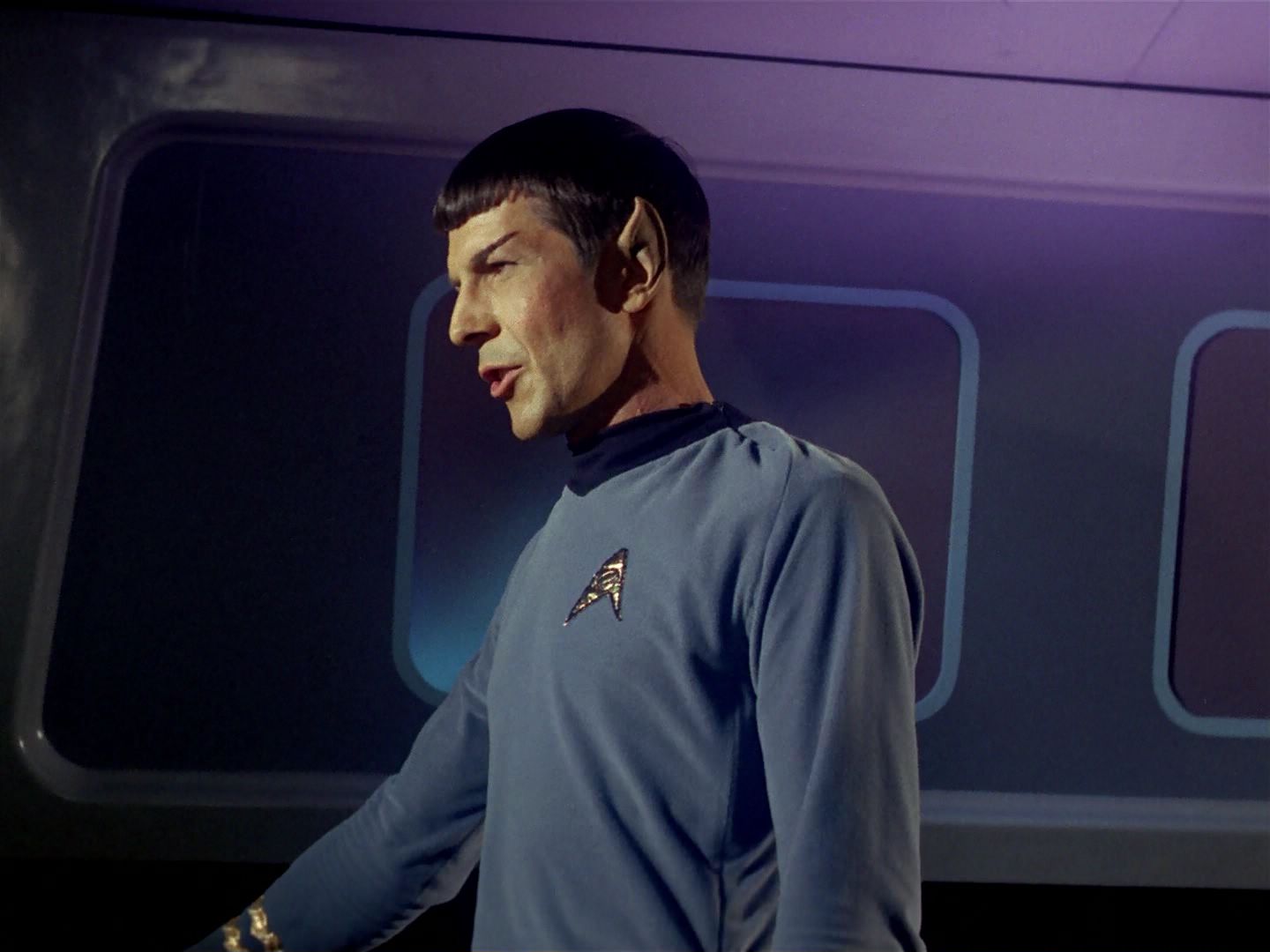 ariane179254_StarTrek_1x06_MuddsWomen_0092.jpg