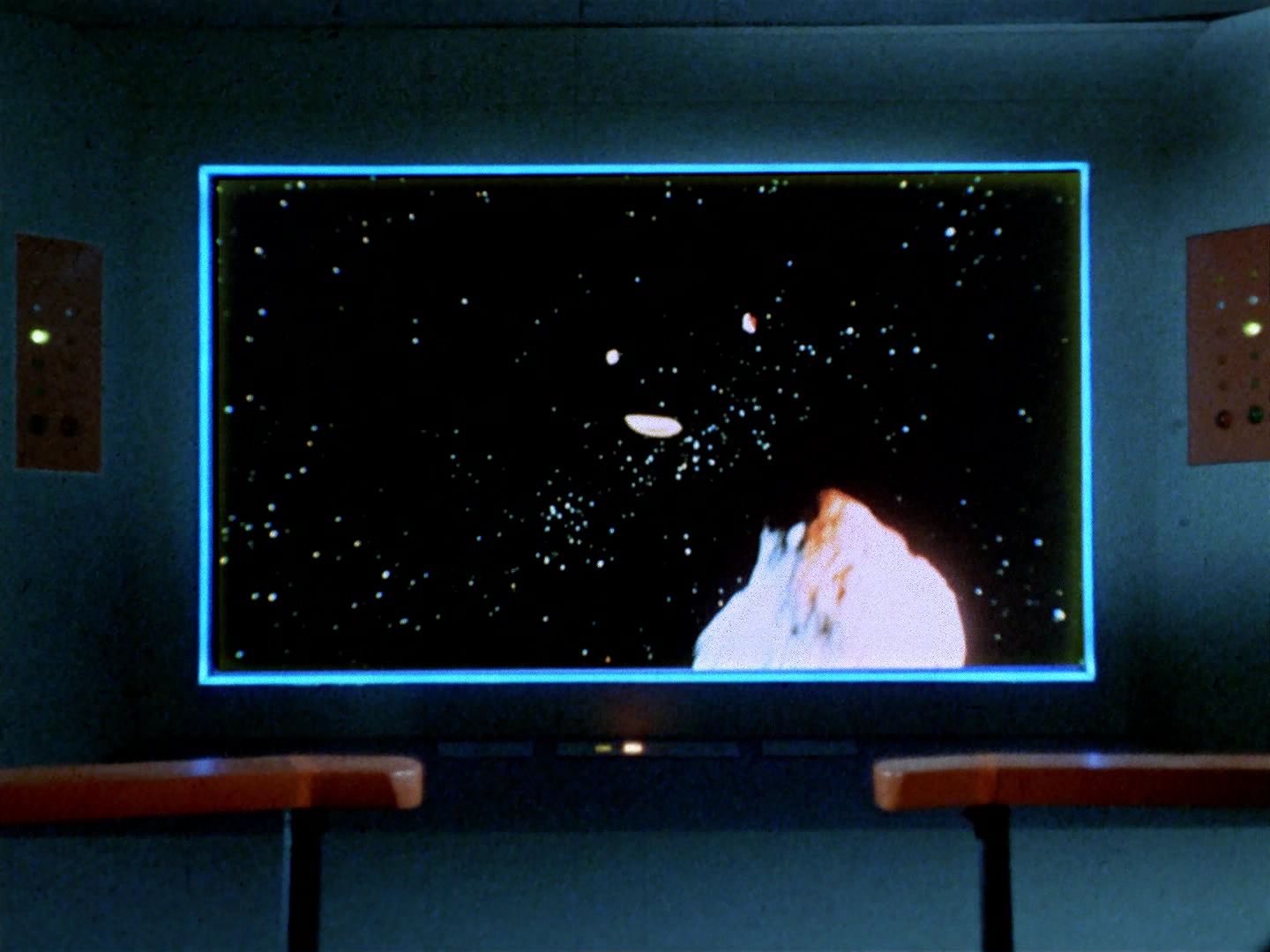 ariane179254_StarTrek_1x06_MuddsWomen_0116.jpg
