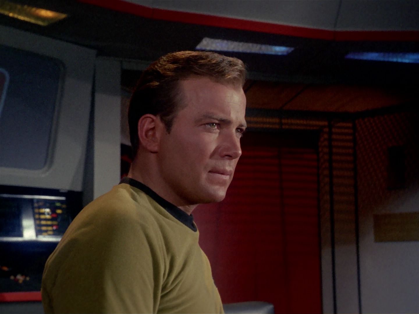 ariane179254_StarTrek_1x06_MuddsWomen_0123.jpg