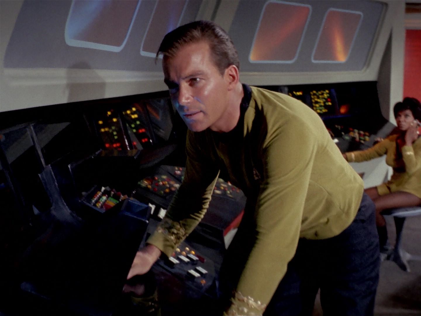 ariane179254_StarTrek_1x06_MuddsWomen_0280.jpg