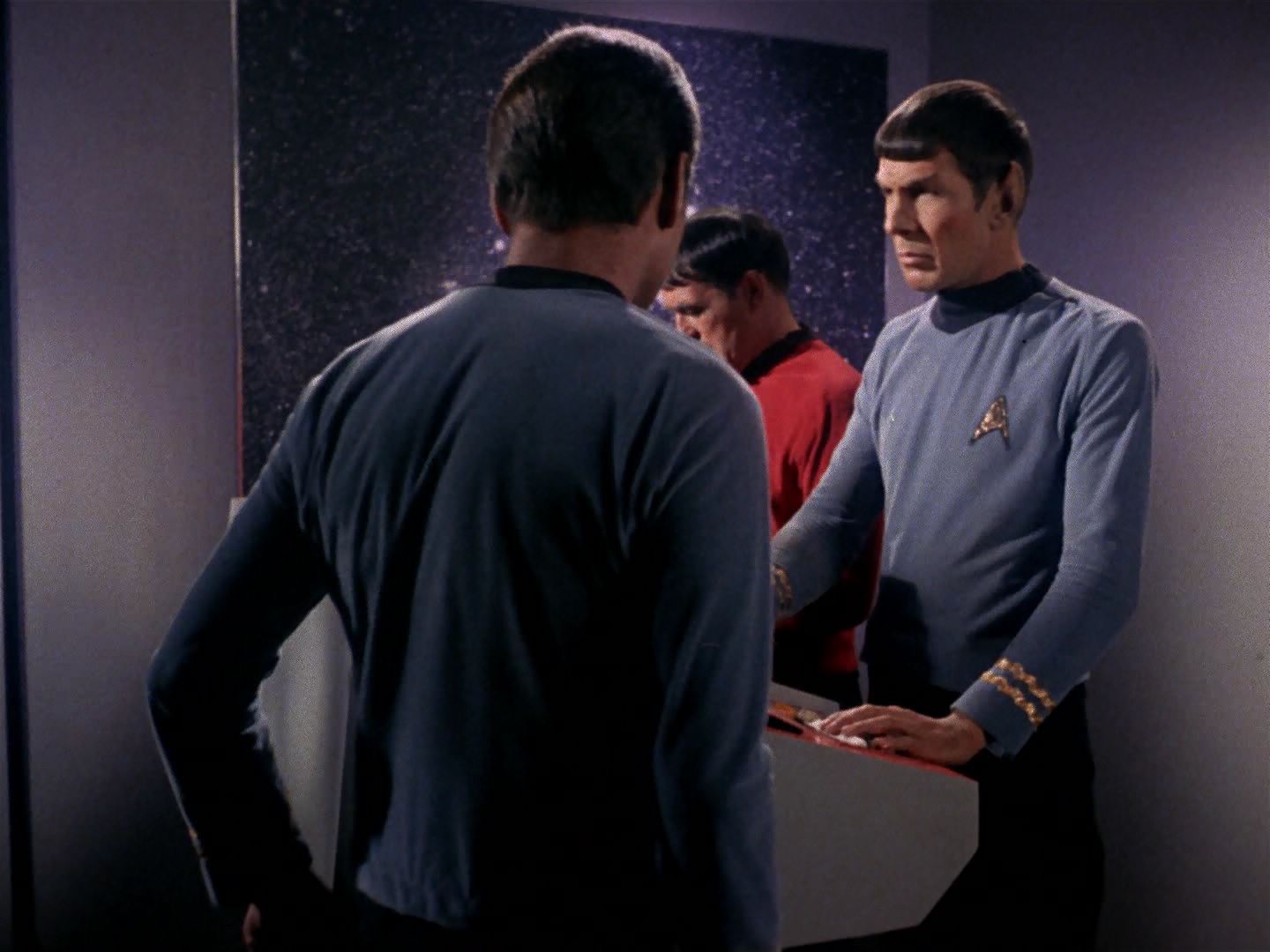 ariane179254_StarTrek_1x06_MuddsWomen_0287.jpg