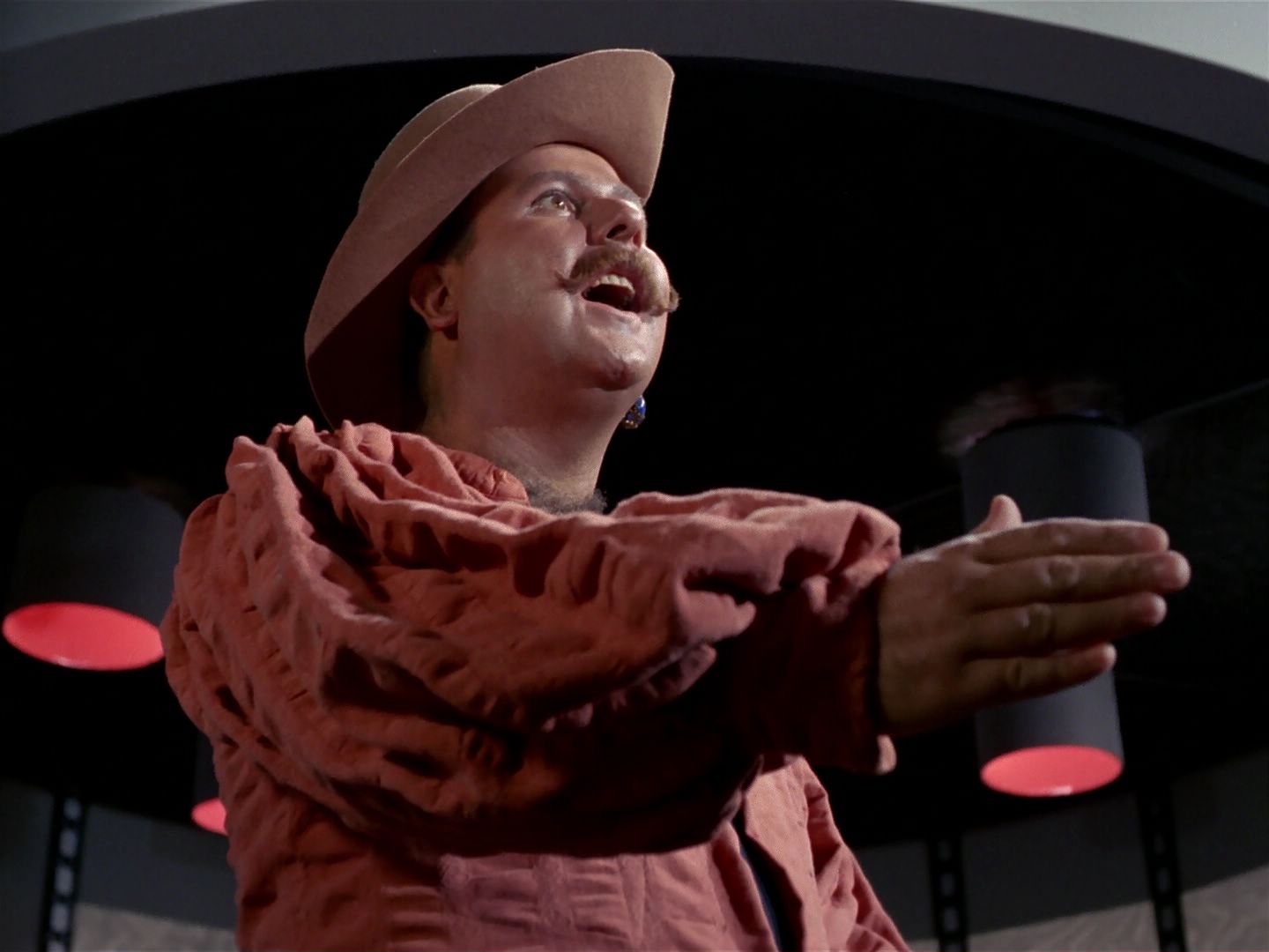 ariane179254_StarTrek_1x06_MuddsWomen_0327.jpg