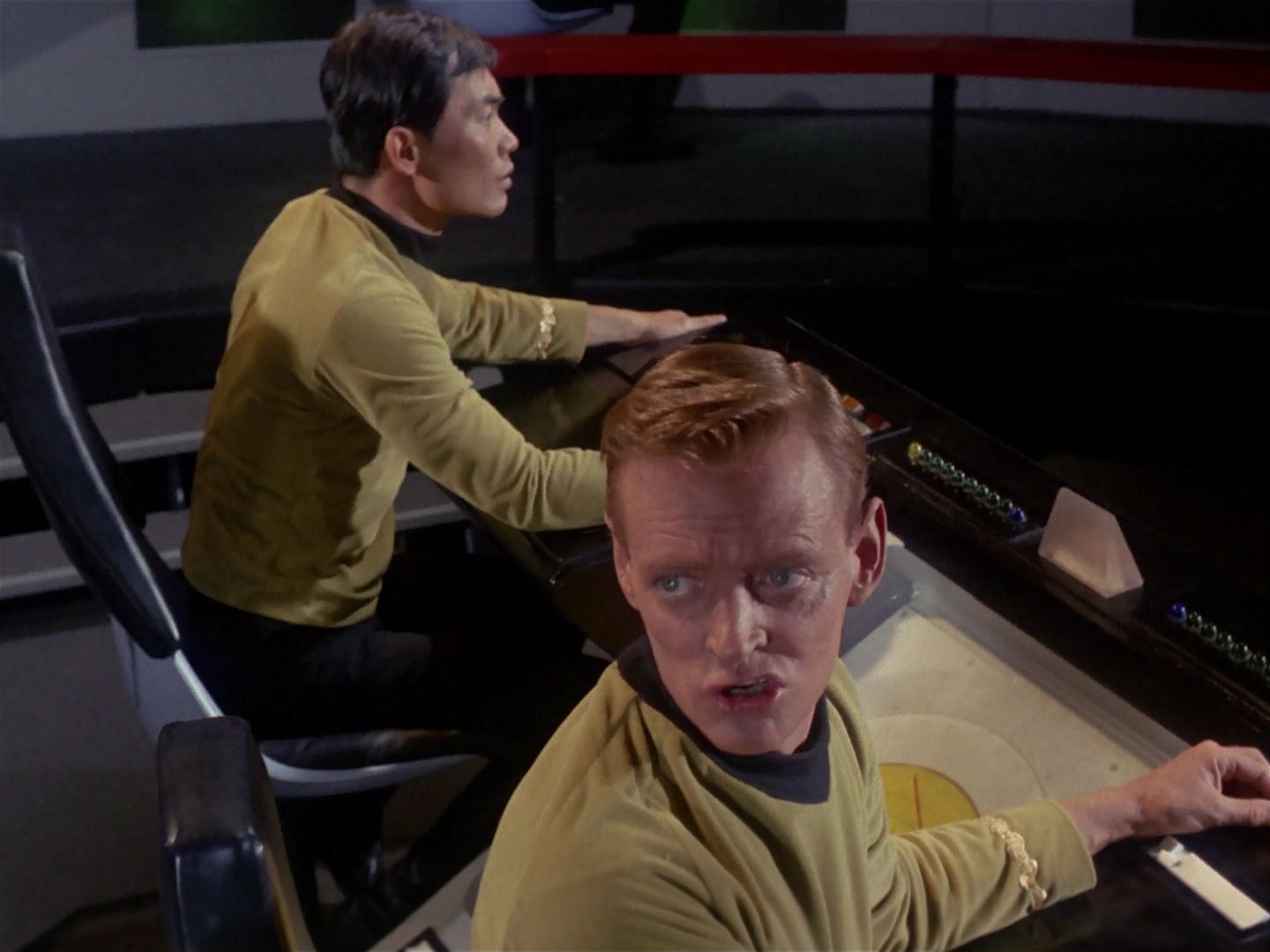 ariane179254_StarTrek_1x06_MuddsWomen_0376.jpg