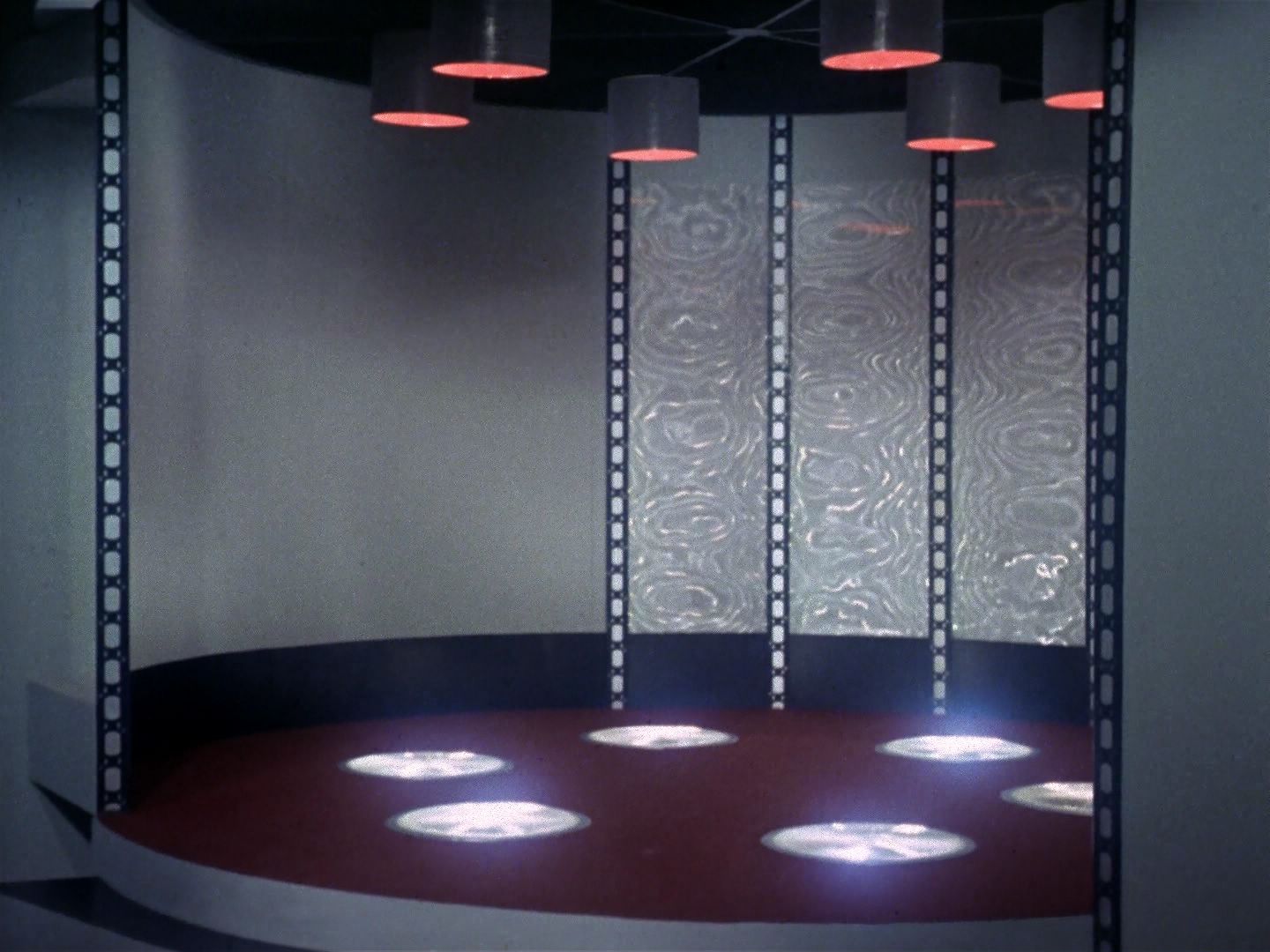 ariane179254_StarTrek_1x06_MuddsWomen_0400.jpg