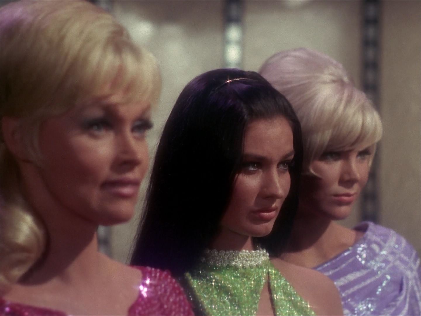 ariane179254_StarTrek_1x06_MuddsWomen_0425.jpg
