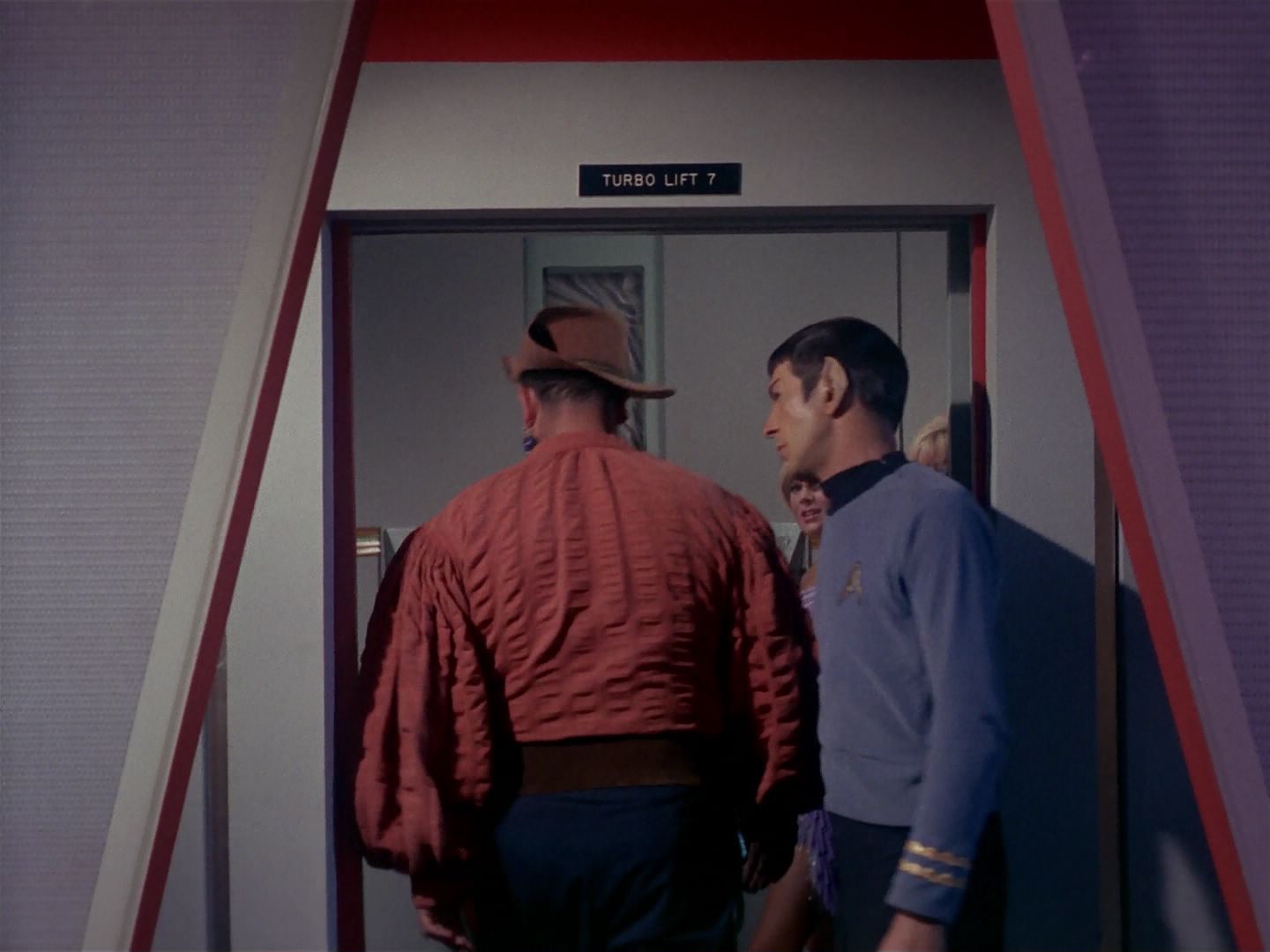 ariane179254_StarTrek_1x06_MuddsWomen_0556.jpg