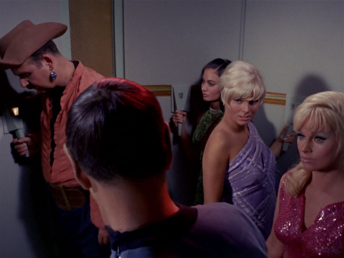 ariane179254_StarTrek_1x06_MuddsWomen_0559.jpg