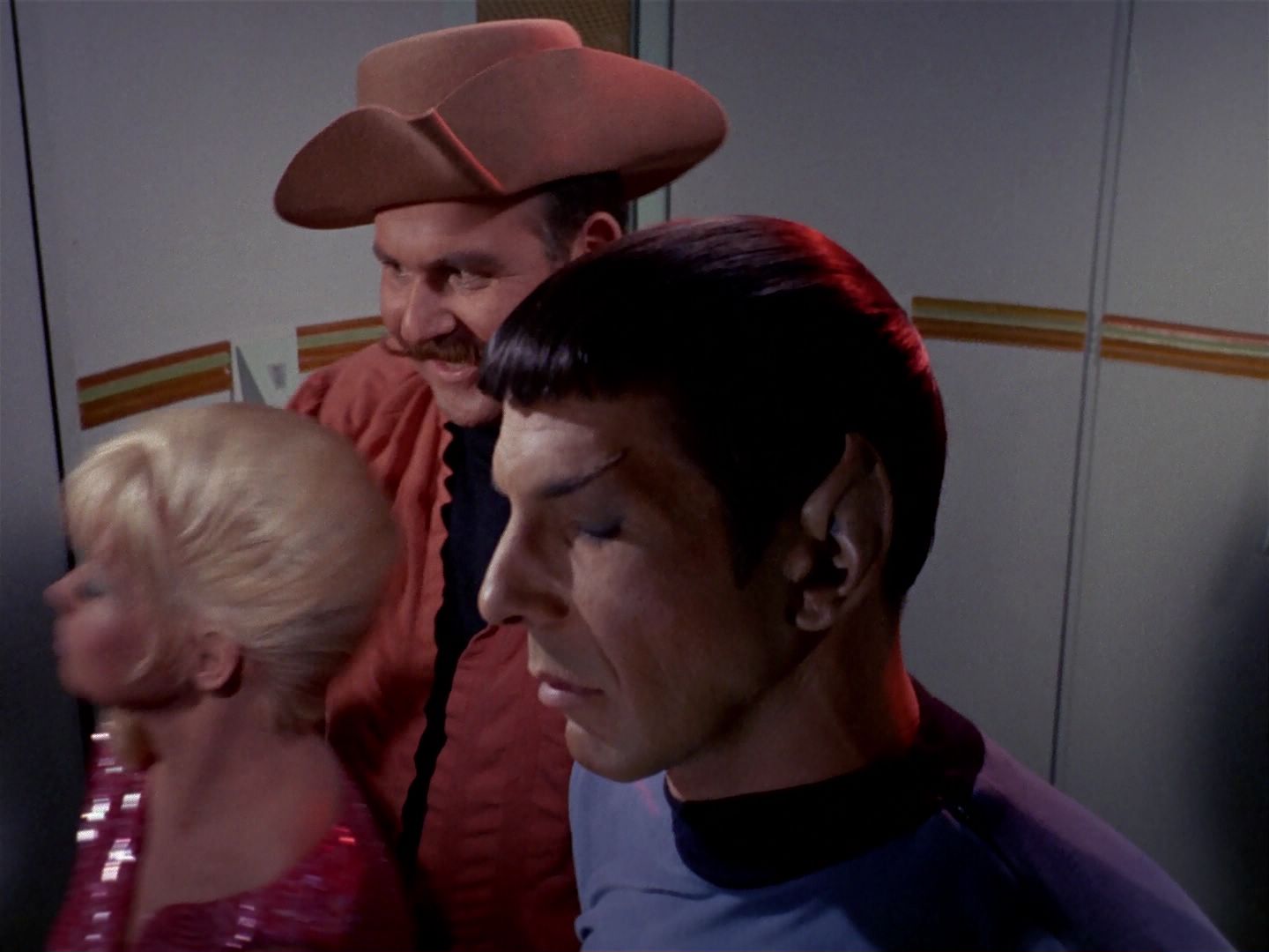 ariane179254_StarTrek_1x06_MuddsWomen_0593.jpg