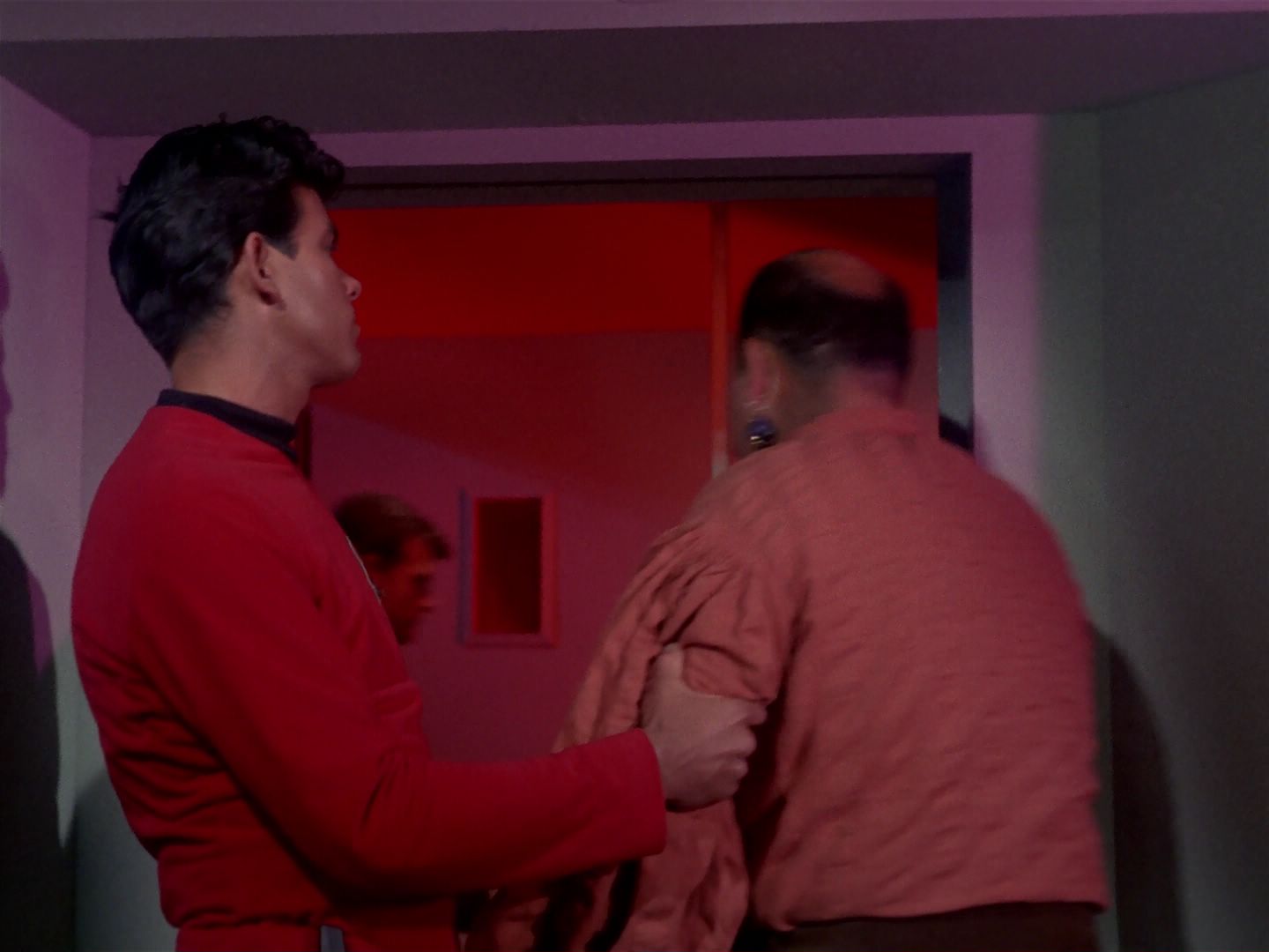 ariane179254_StarTrek_1x06_MuddsWomen_0741.jpg