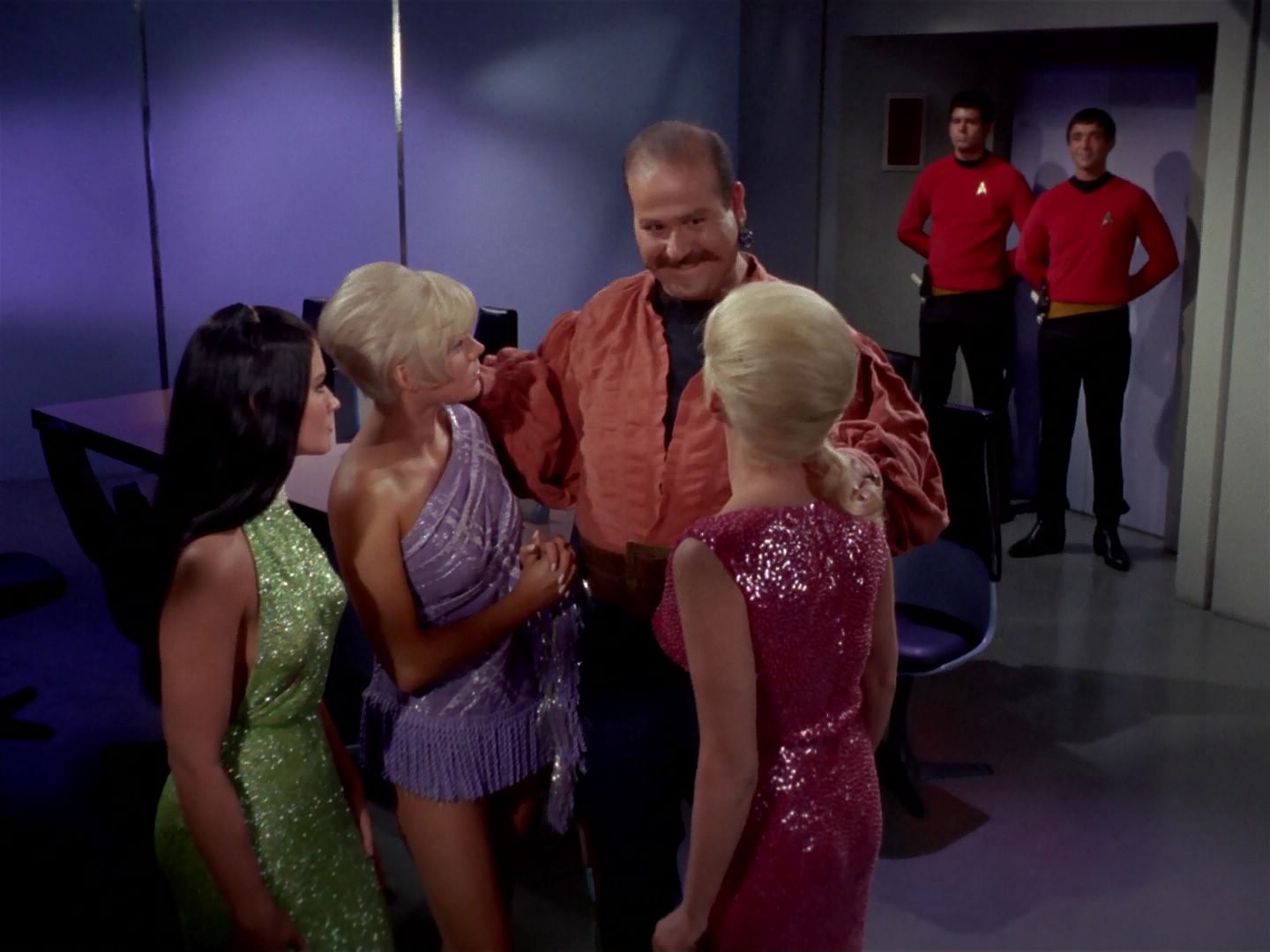 ariane179254_StarTrek_1x06_MuddsWomen_0835.jpg