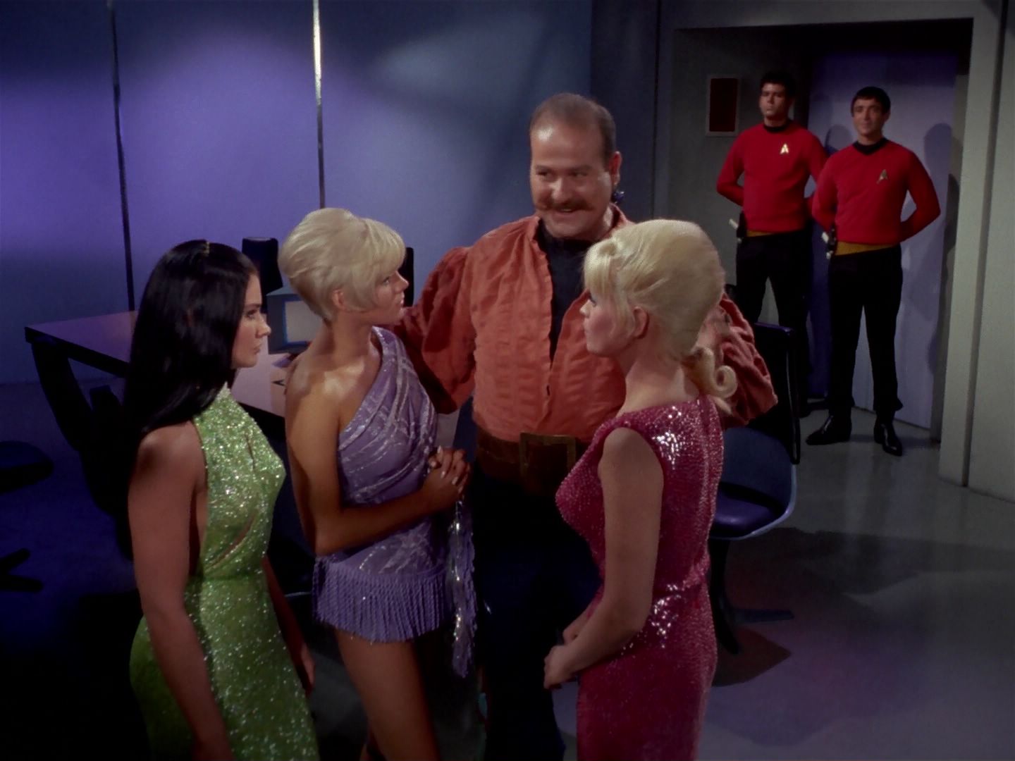ariane179254_StarTrek_1x06_MuddsWomen_0862.jpg