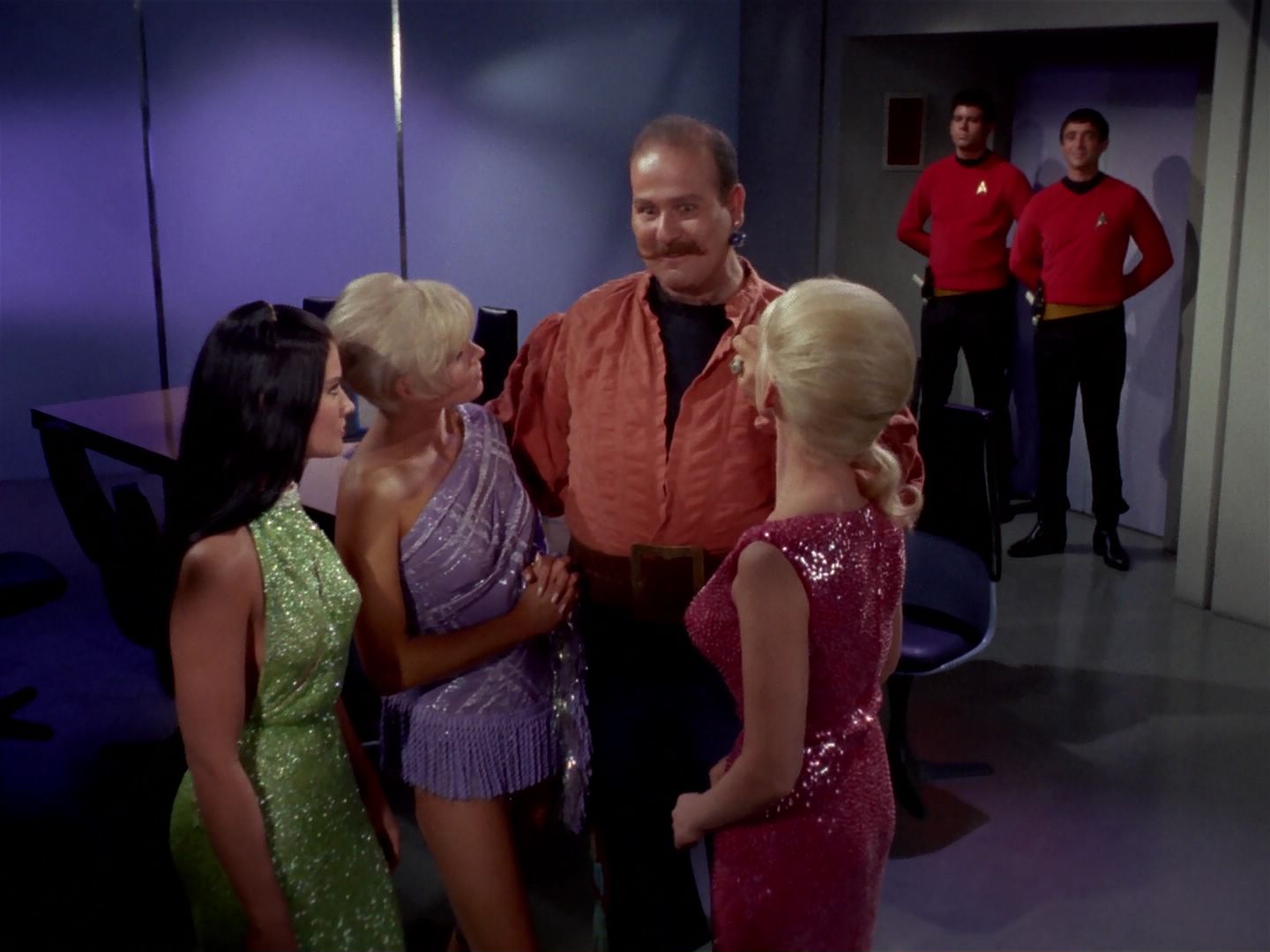 ariane179254_StarTrek_1x06_MuddsWomen_0866.jpg