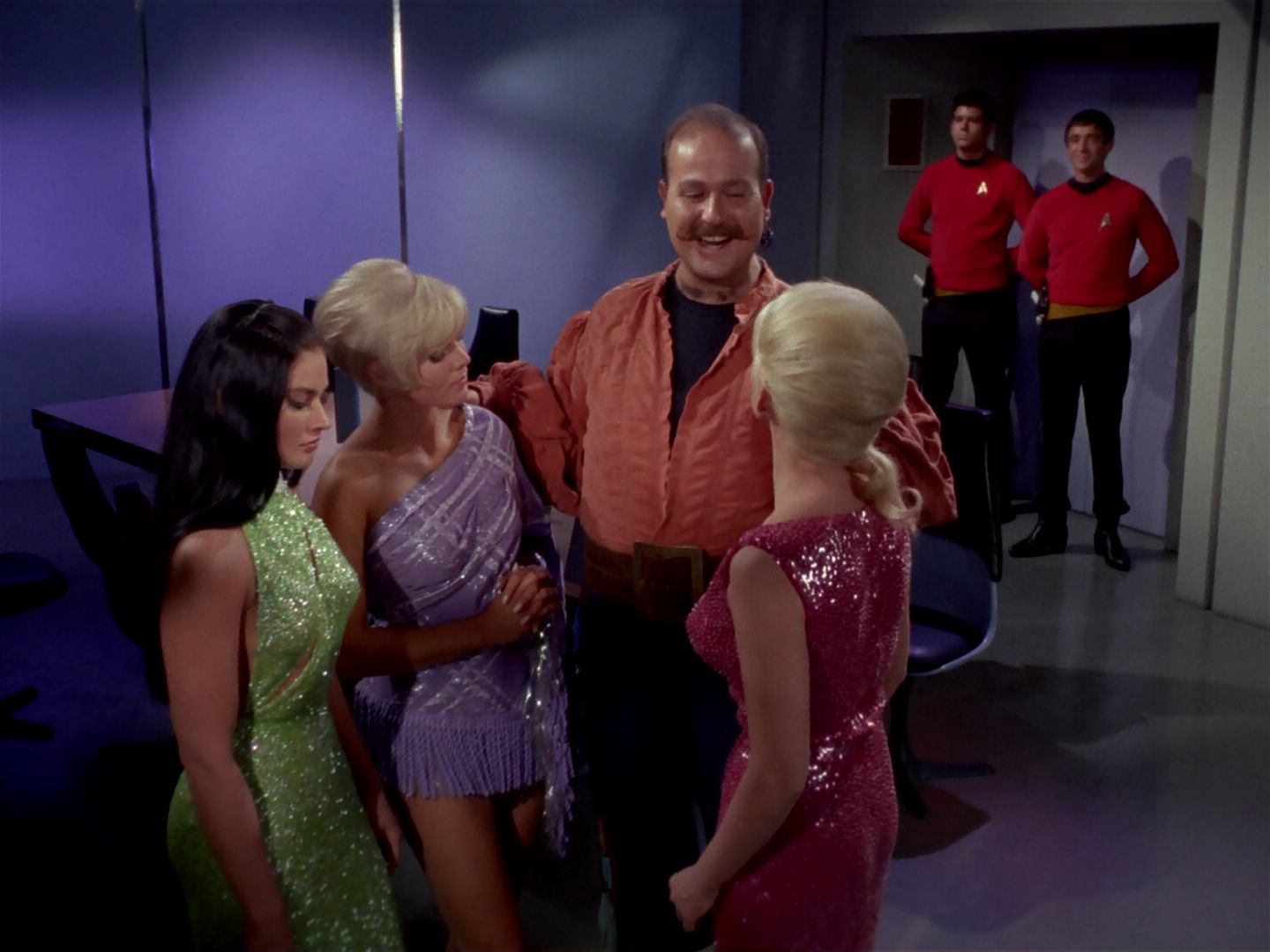 ariane179254_StarTrek_1x06_MuddsWomen_0868.jpg