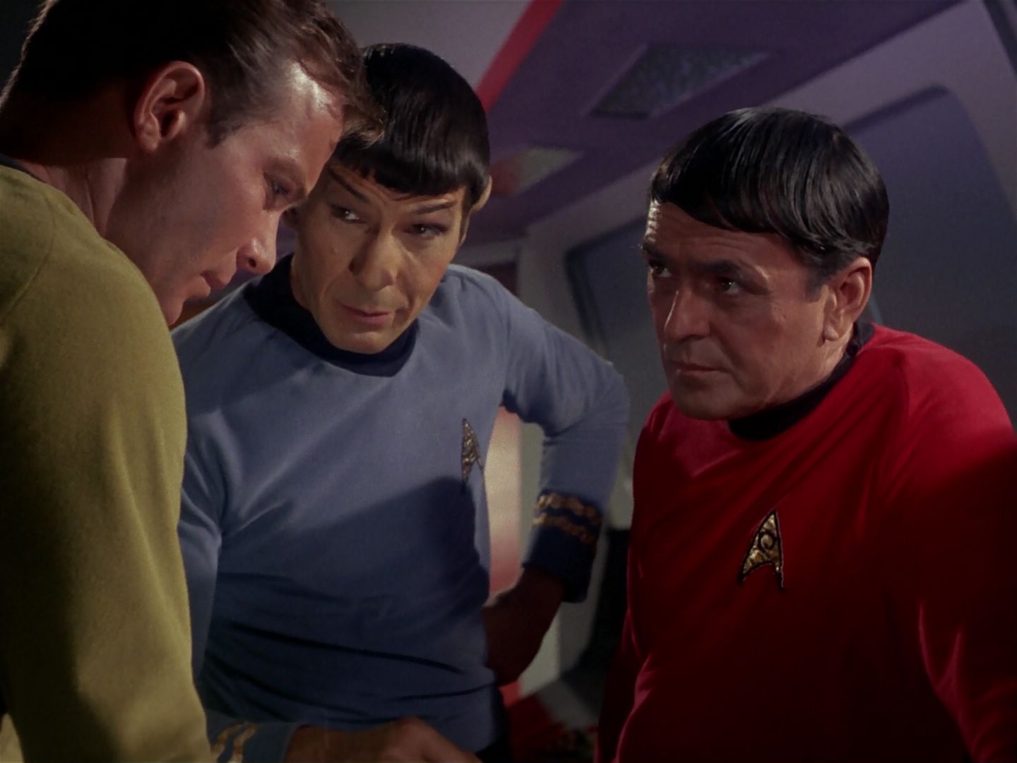 ariane179254_StarTrek_1x06_MuddsWomen_0883.jpg
