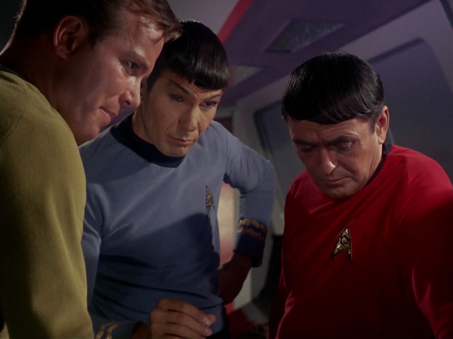 ariane179254_StarTrek_1x06_MuddsWomen_0886.jpg
