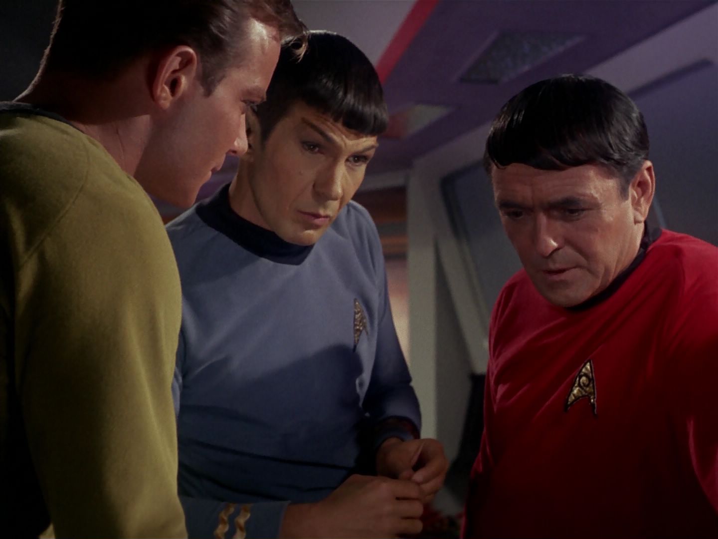 ariane179254_StarTrek_1x06_MuddsWomen_0903.jpg
