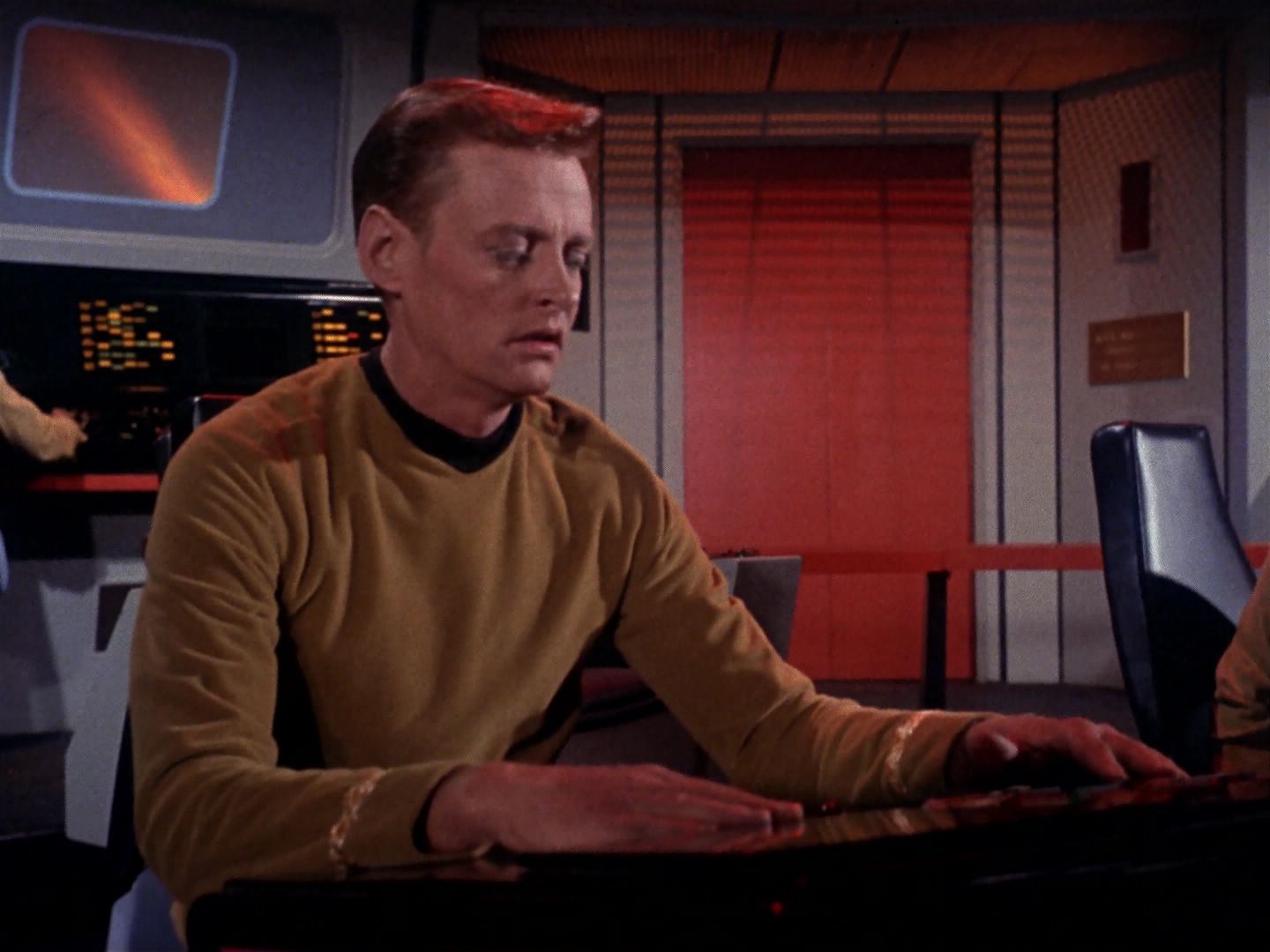 ariane179254_StarTrek_1x06_MuddsWomen_0935.jpg