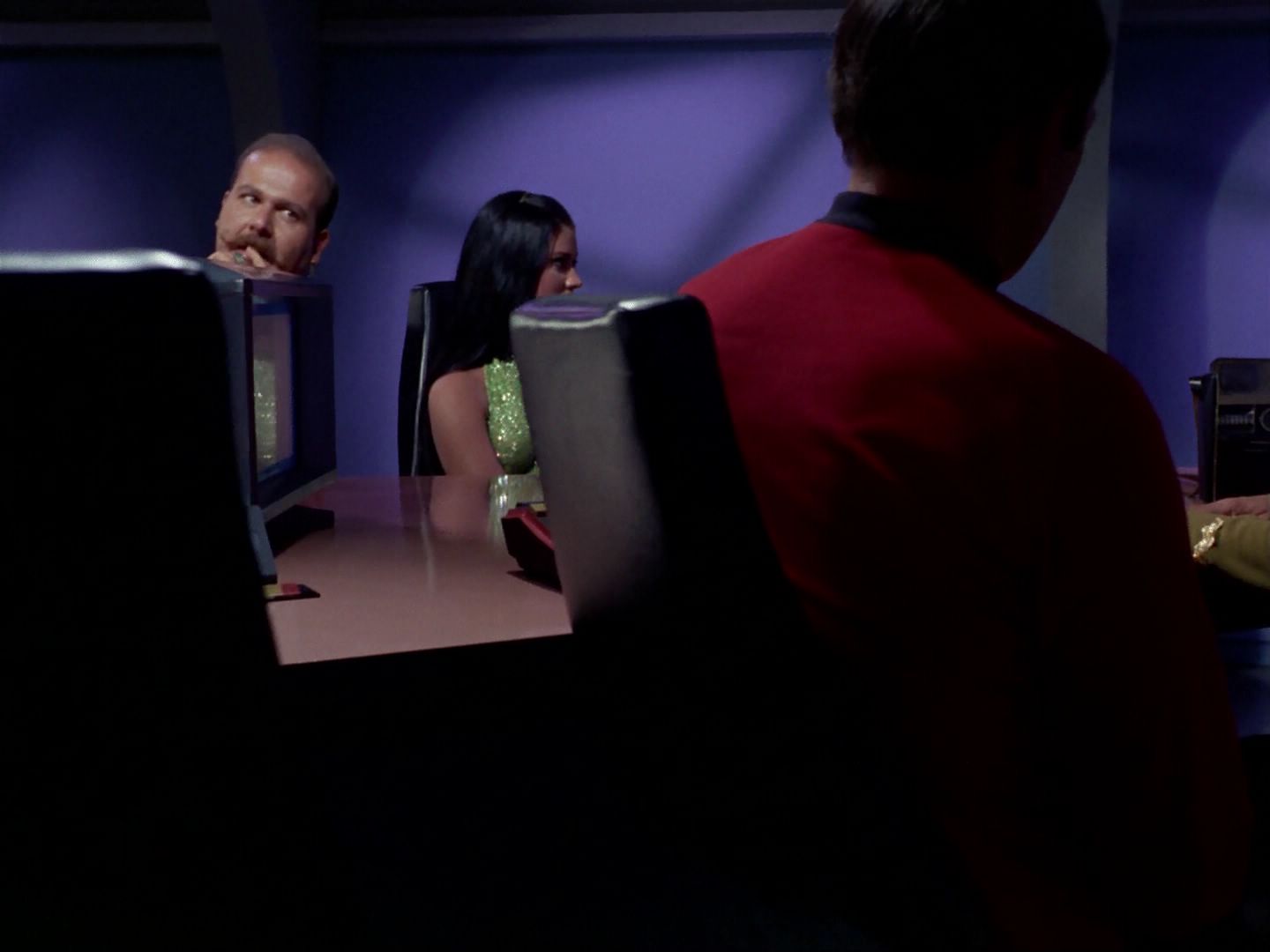 ariane179254_StarTrek_1x06_MuddsWomen_0952.jpg