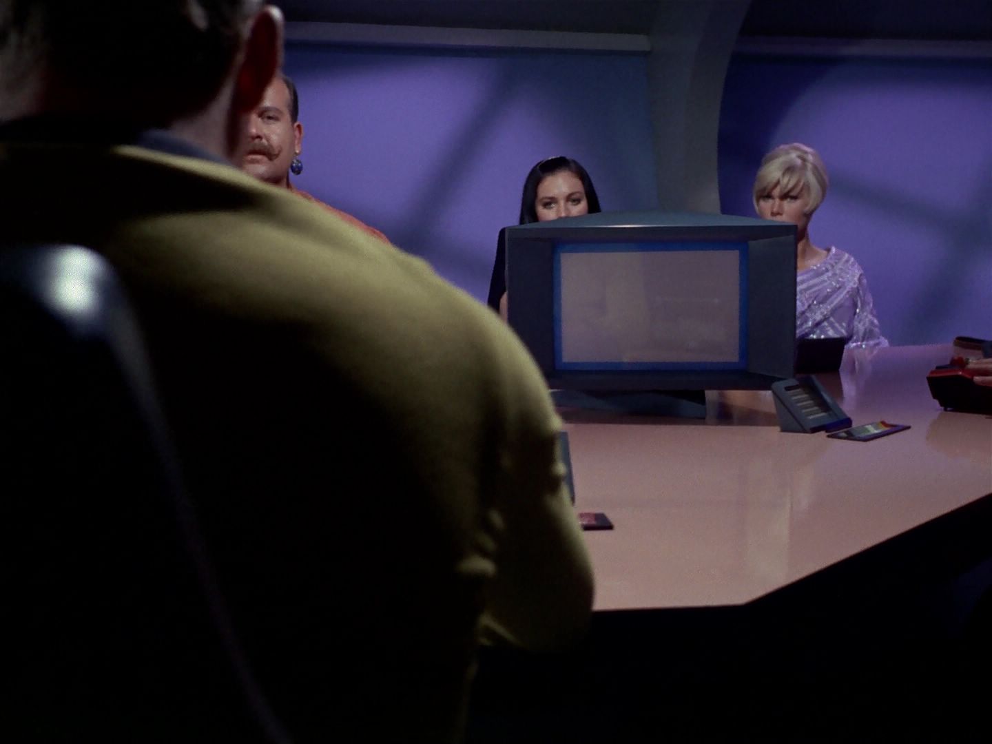 ariane179254_StarTrek_1x06_MuddsWomen_0961.jpg