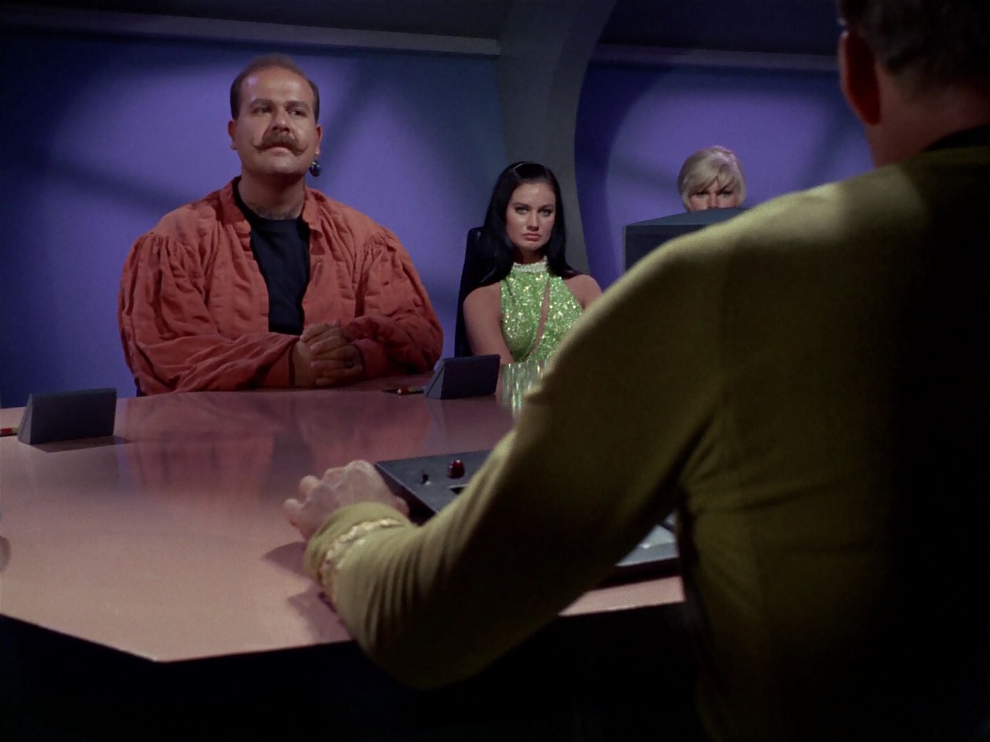 ariane179254_StarTrek_1x06_MuddsWomen_0965.jpg
