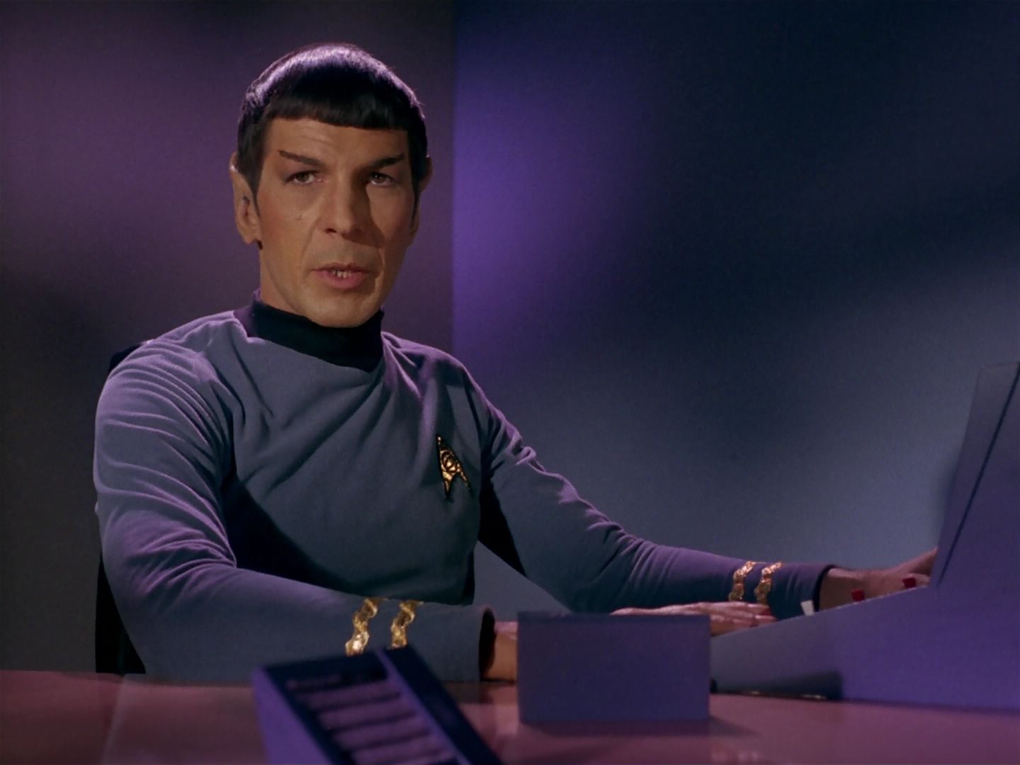 ariane179254_StarTrek_1x06_MuddsWomen_1019.jpg