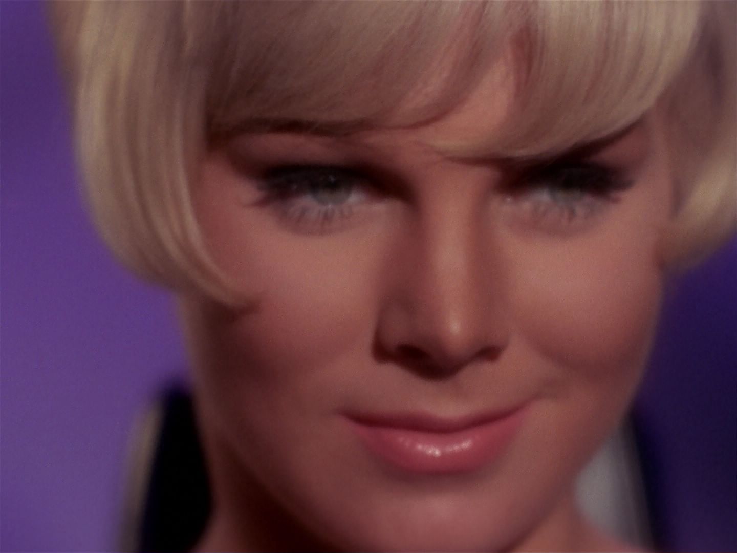 ariane179254_StarTrek_1x06_MuddsWomen_1129.jpg