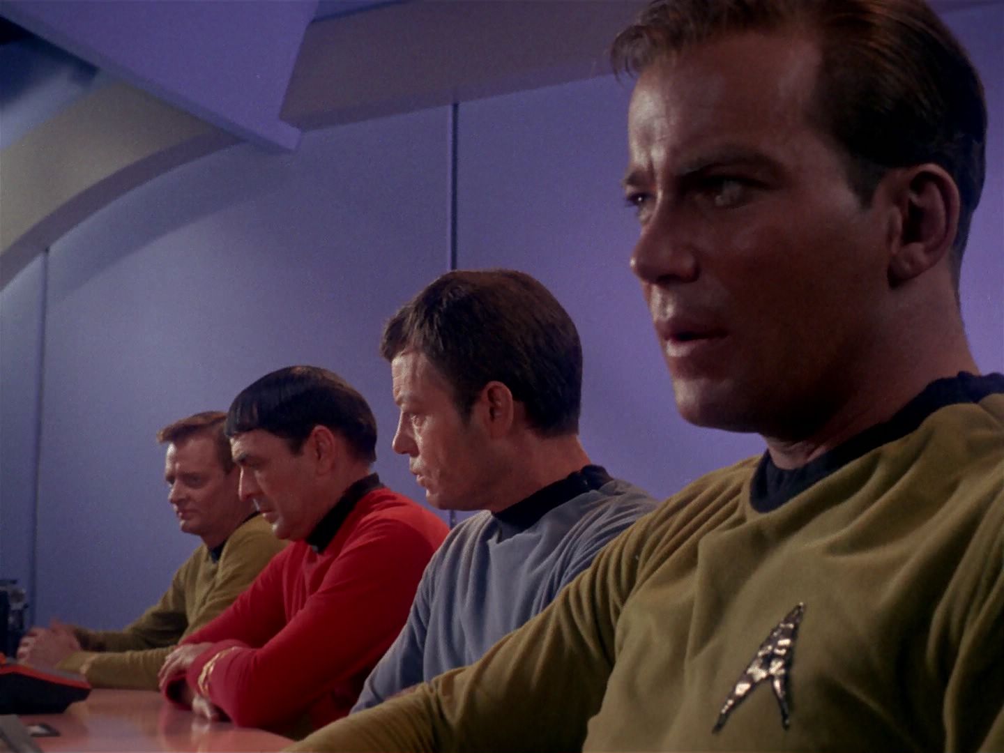 ariane179254_StarTrek_1x06_MuddsWomen_1195.jpg