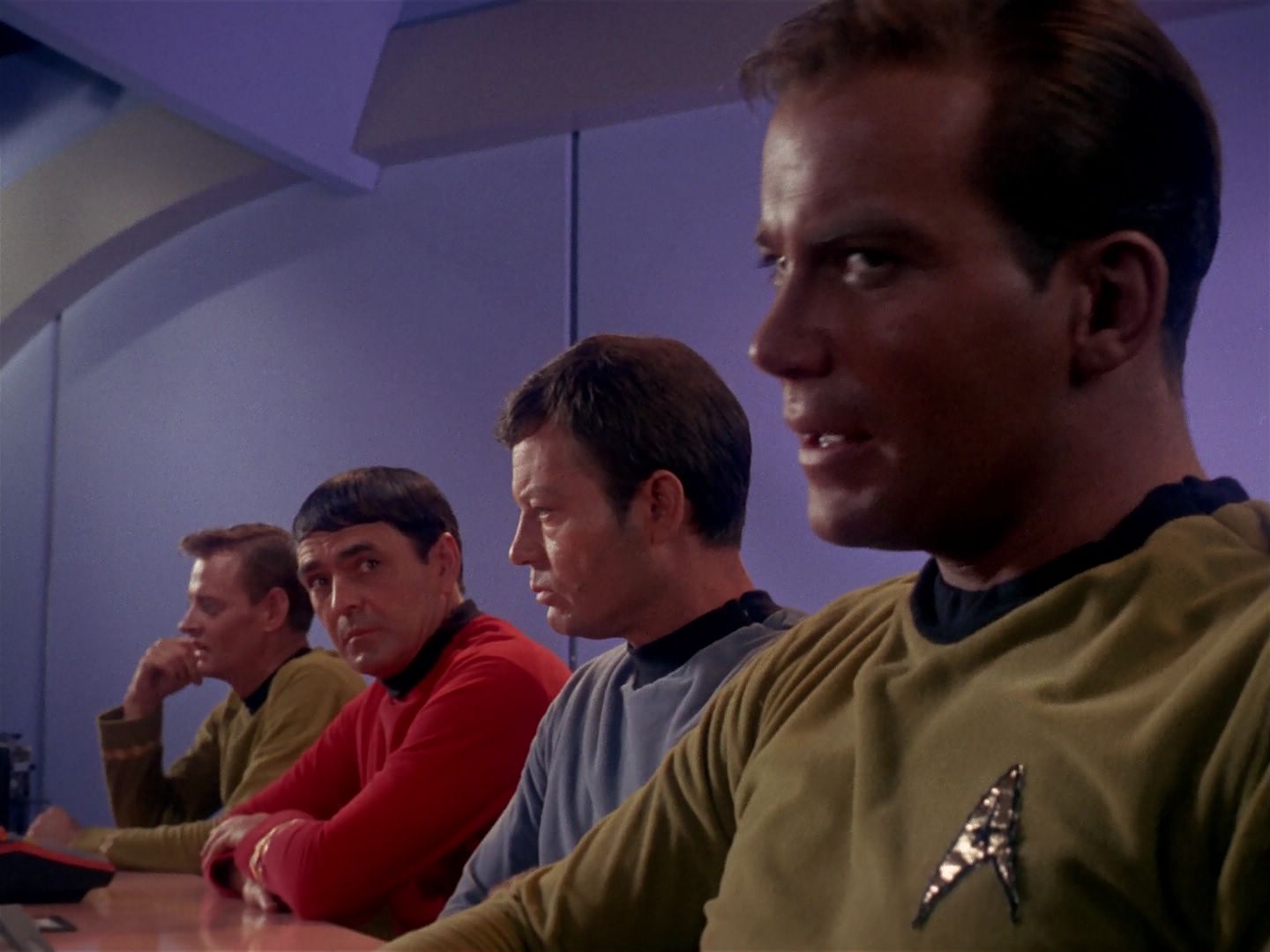 ariane179254_StarTrek_1x06_MuddsWomen_1198.jpg