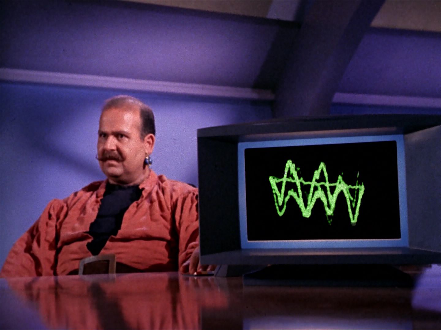 ariane179254_StarTrek_1x06_MuddsWomen_1234.jpg