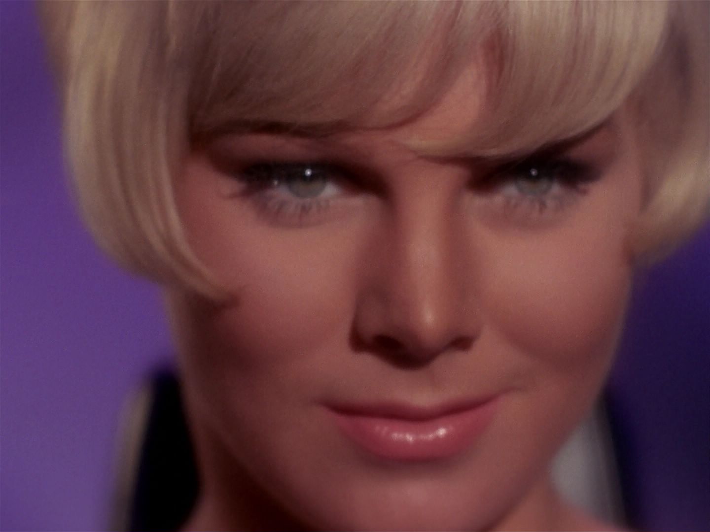 ariane179254_StarTrek_1x06_MuddsWomen_1256.jpg