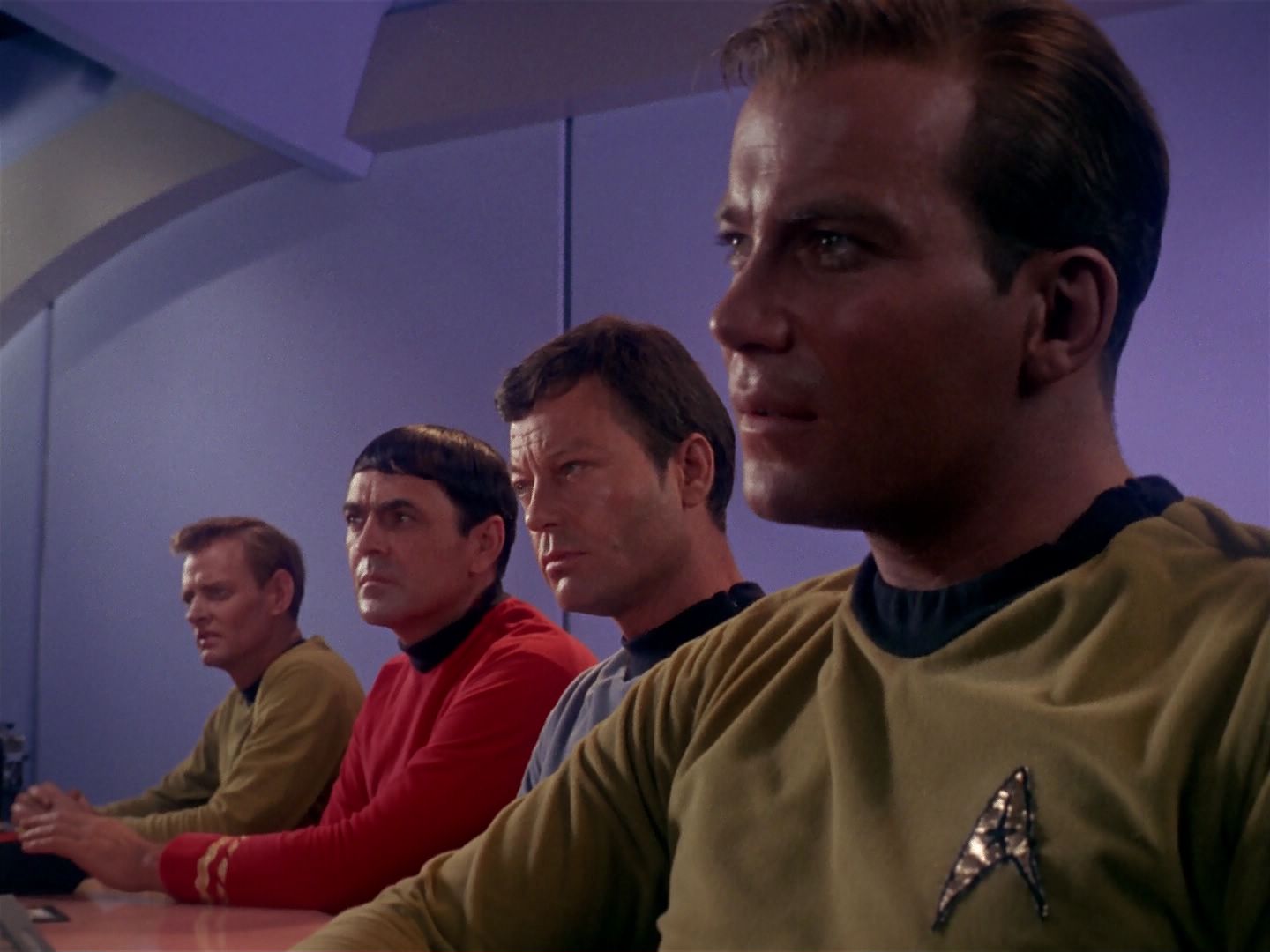 ariane179254_StarTrek_1x06_MuddsWomen_1262.jpg