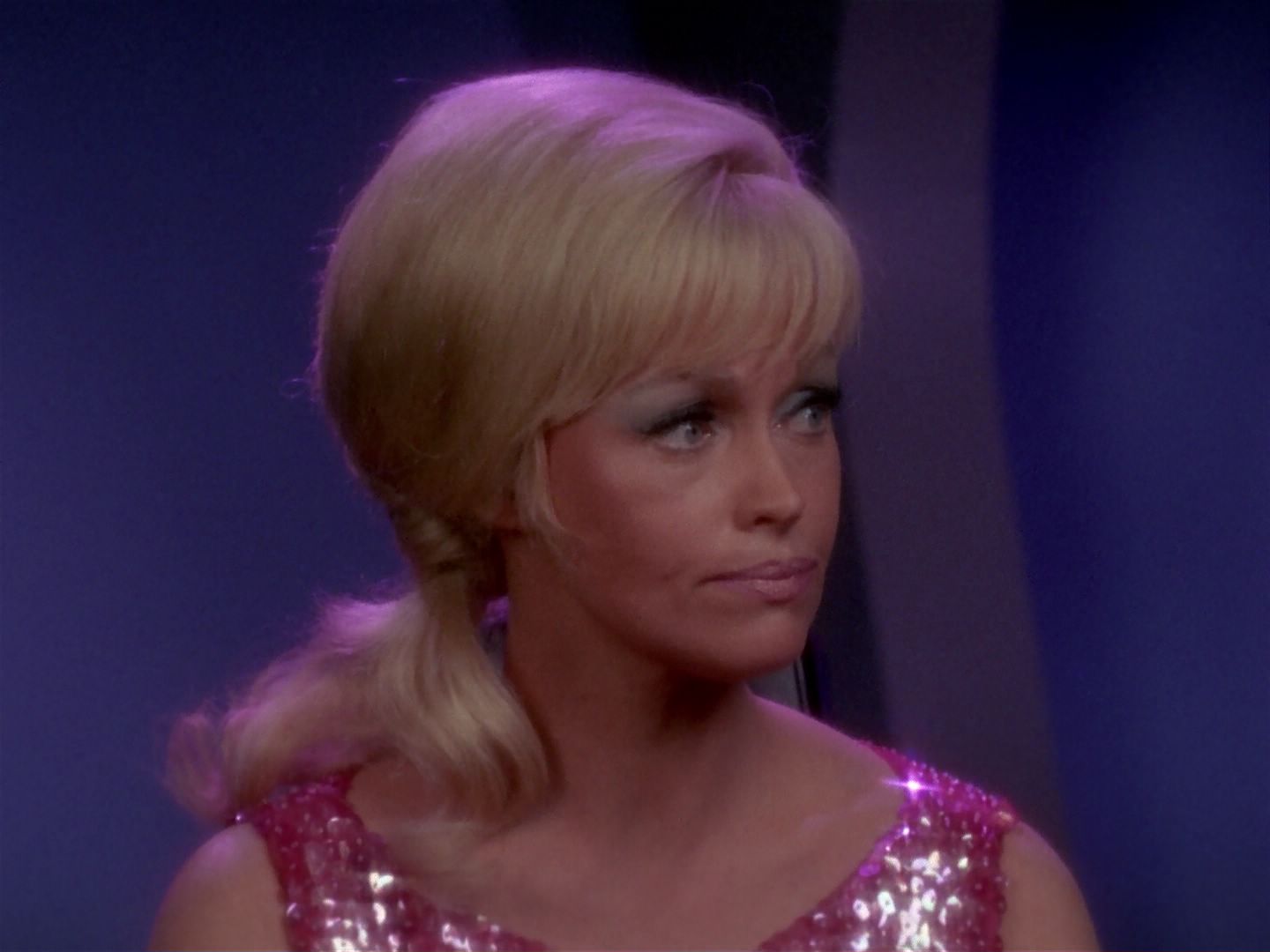ariane179254_StarTrek_1x06_MuddsWomen_1295.jpg